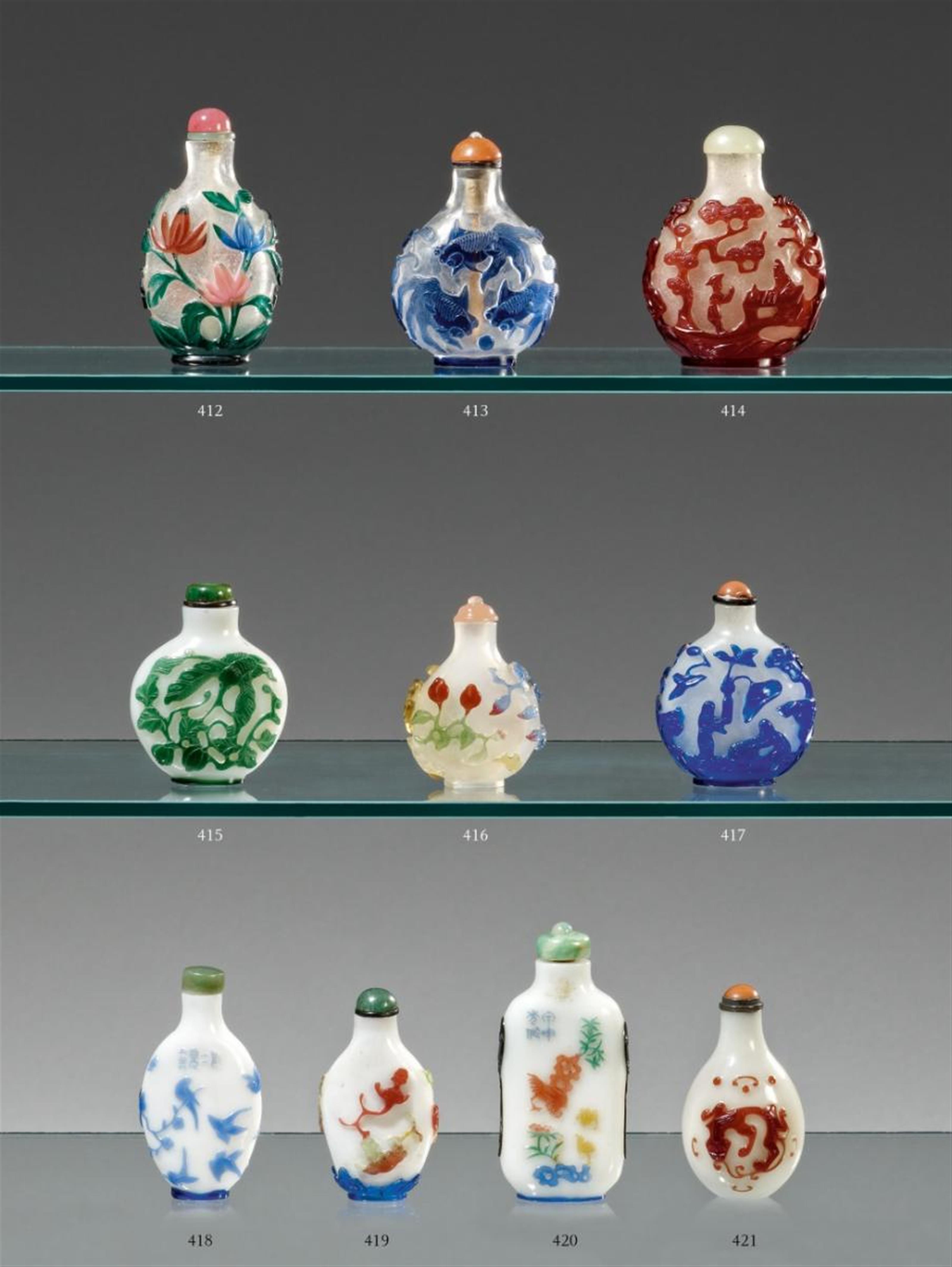 A glass snuff bottle. 18th/19th century - image-1