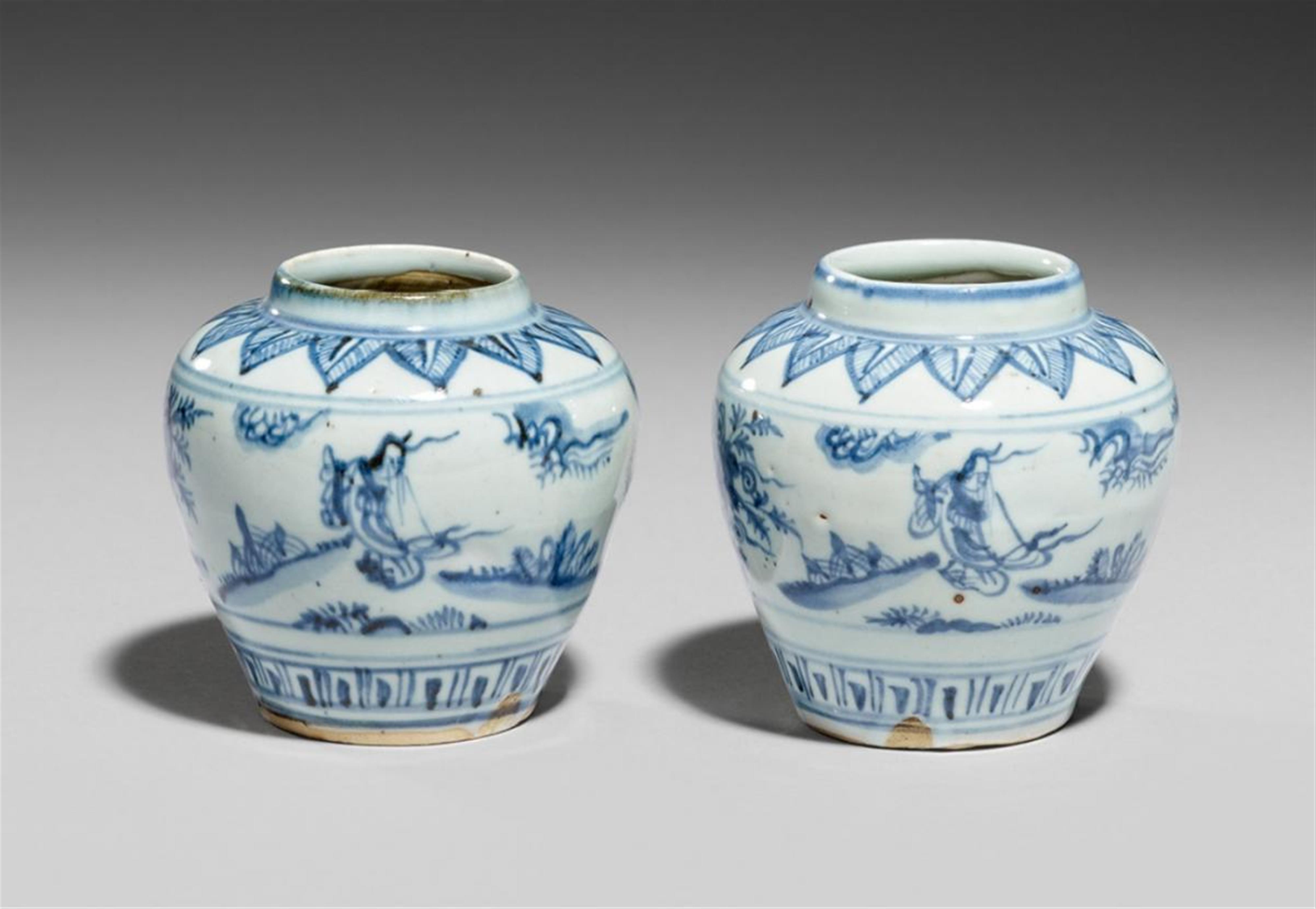 A pair of blue and white jarlets. Mid Ming dynasty, late 15th century - image-1