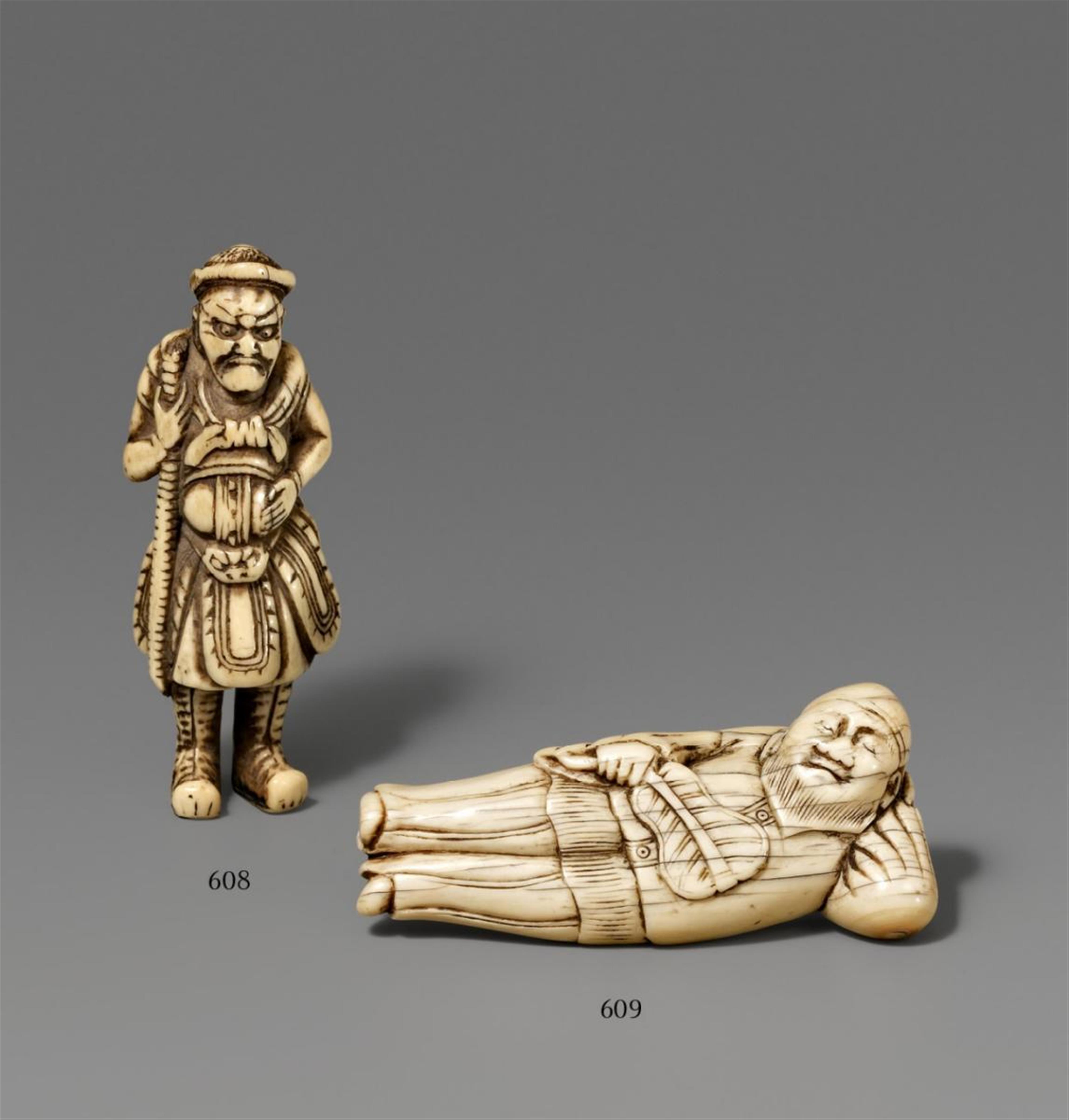 An ivory netsuke of a Chinese warrior. 19th century - image-1