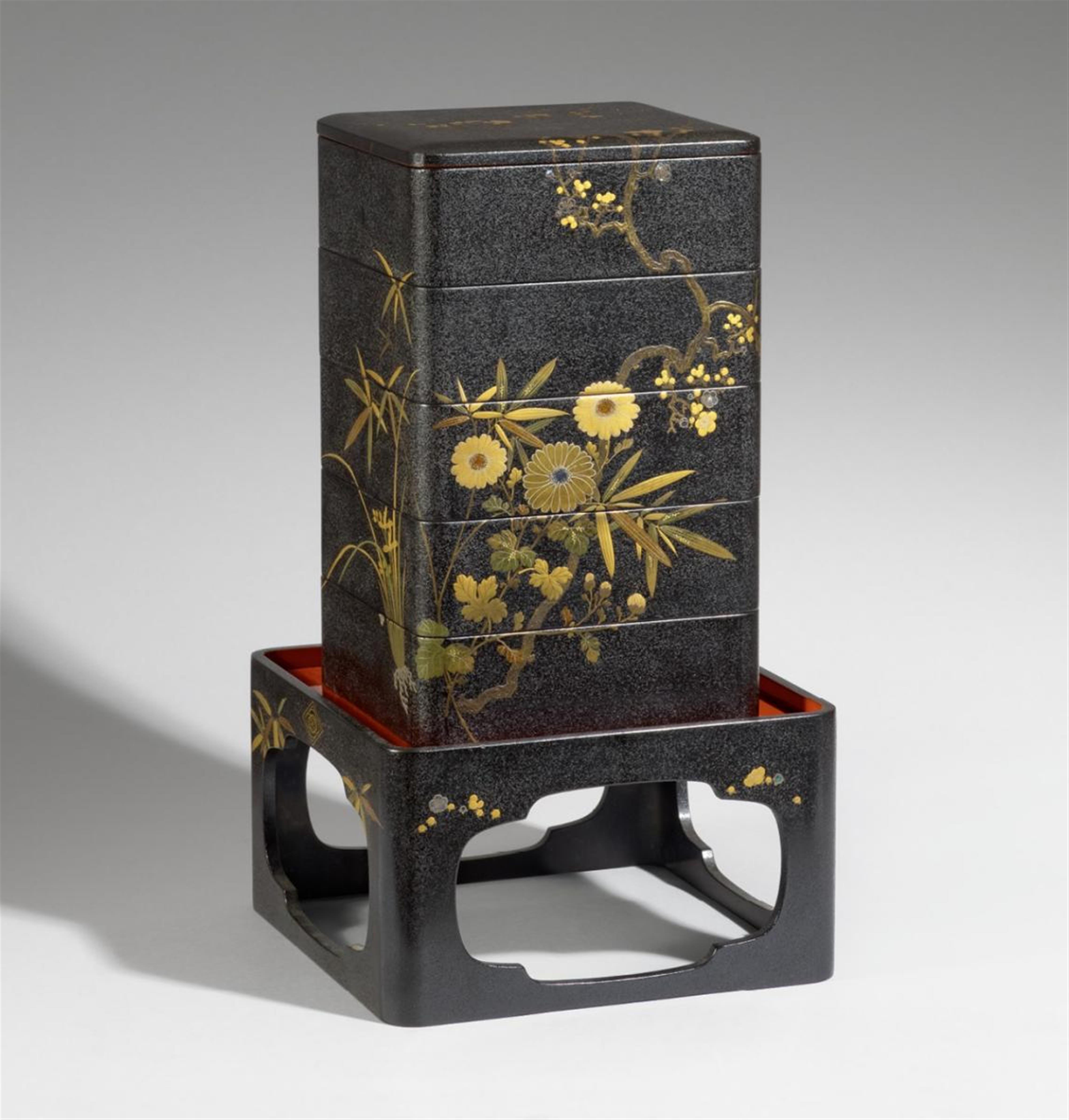 A large wood and lacquer bento bako on a stand. 20th century - image-1