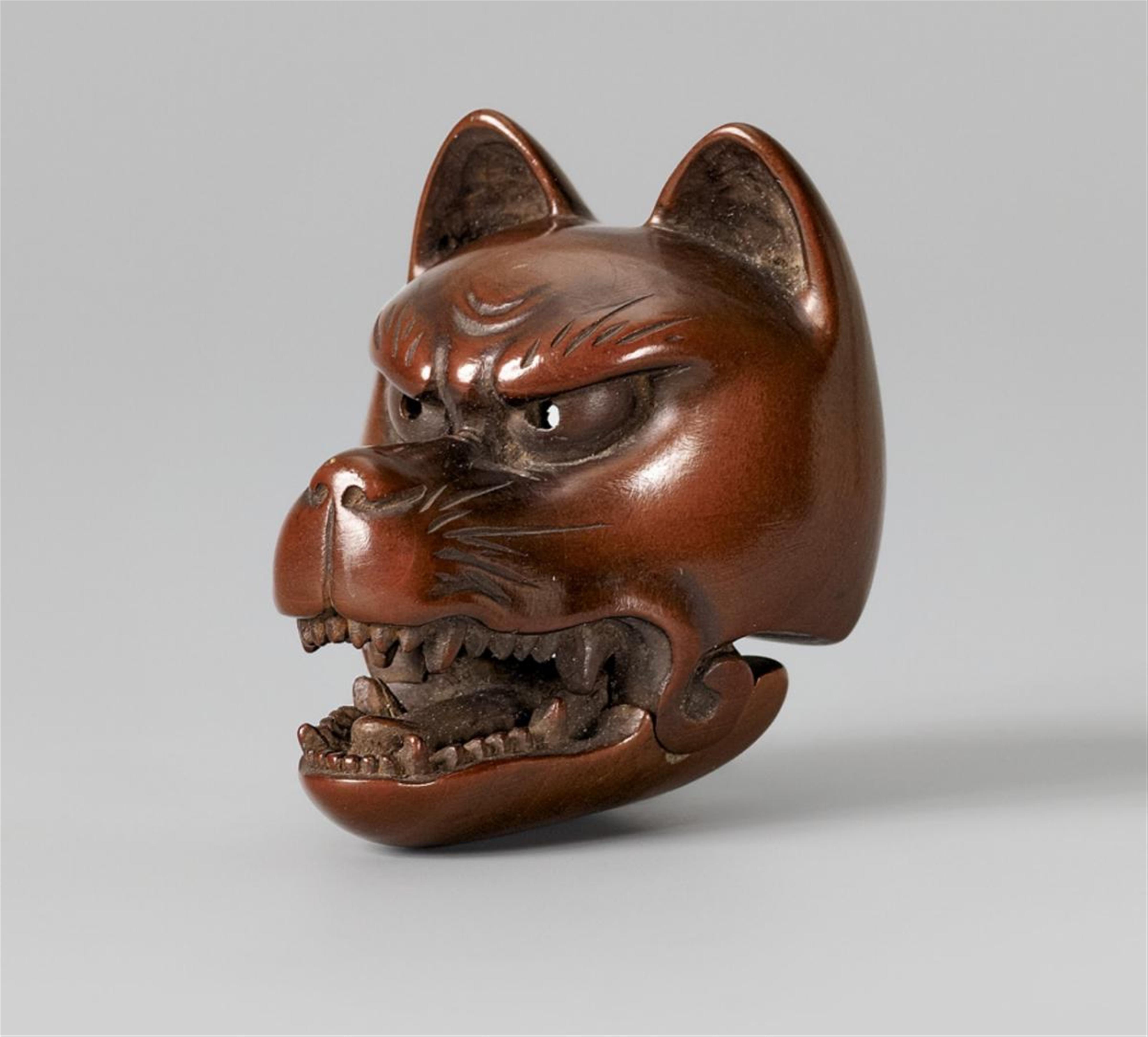 A large Tokyo school boxwood mask of a fox. 19th century - image-1