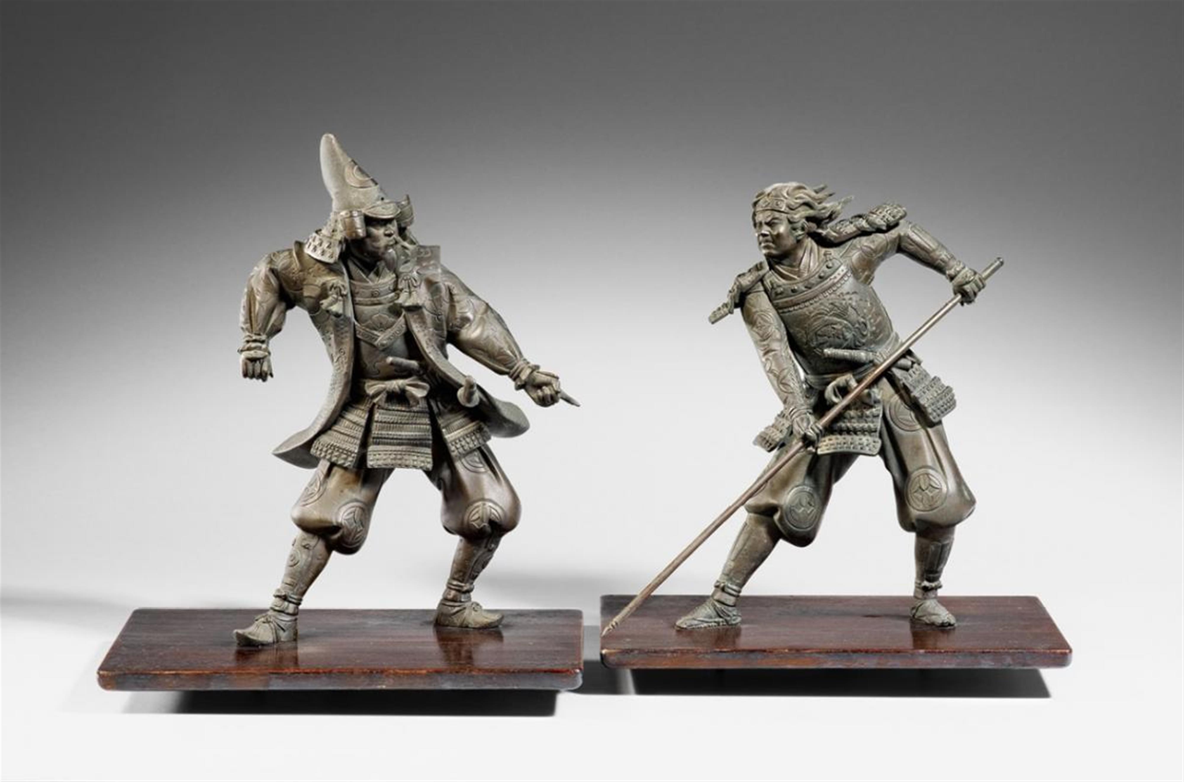 Two bronze figures of samurai. Late 19th century - image-1