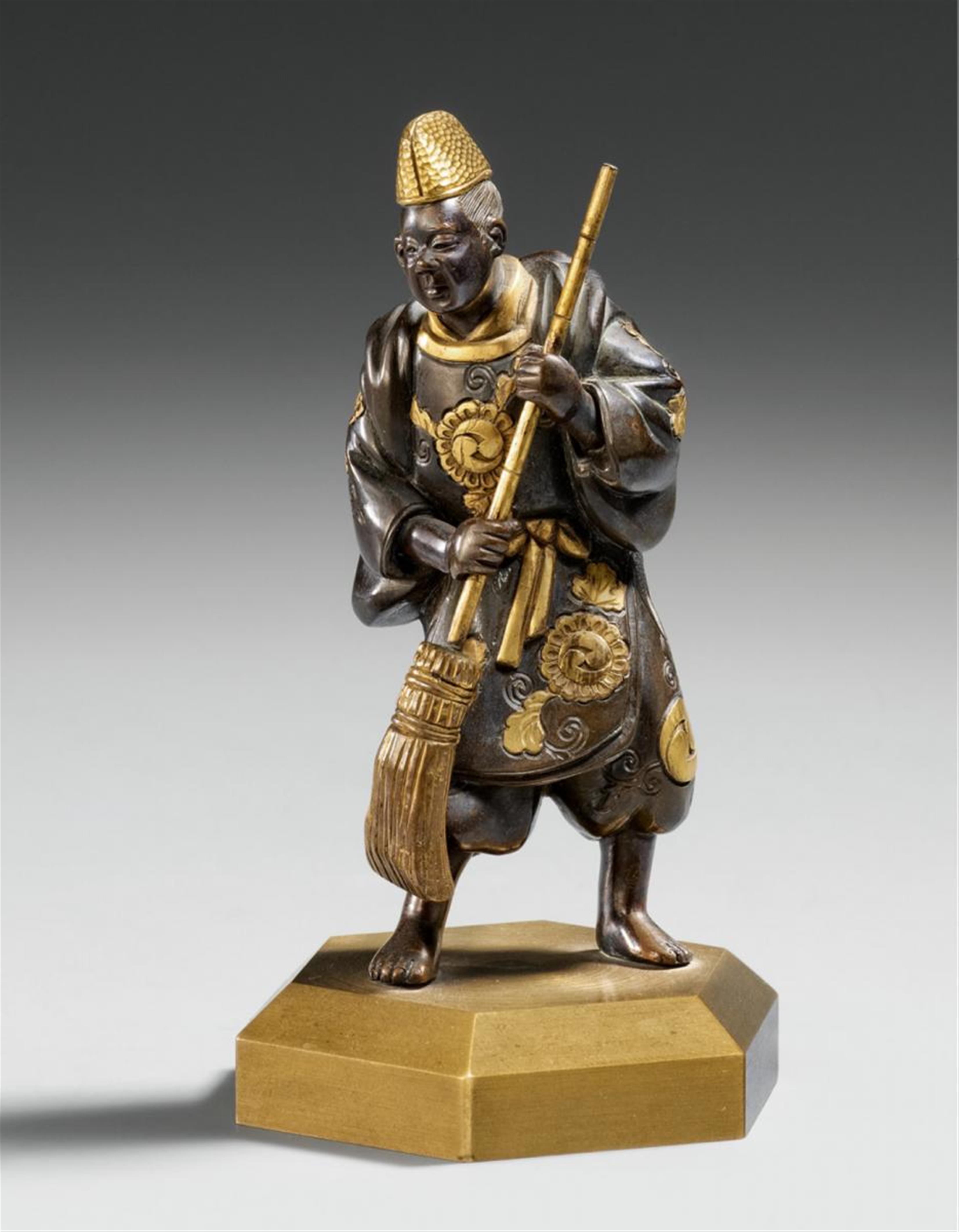 A small Miyao bronze figure of a temple servant. Late 19th century - image-1