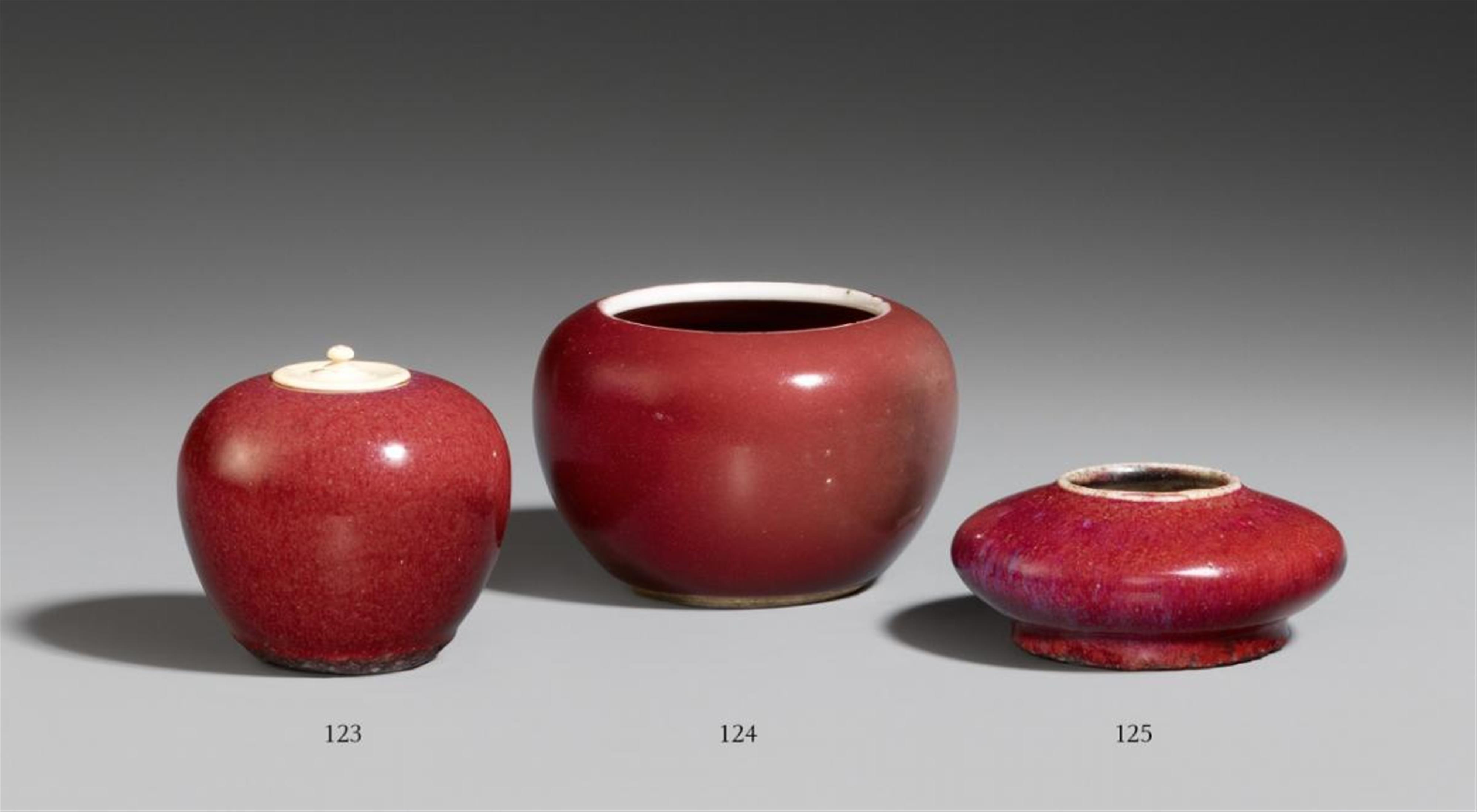A copper-red-glazed jarlet. 18th/19th century - image-1