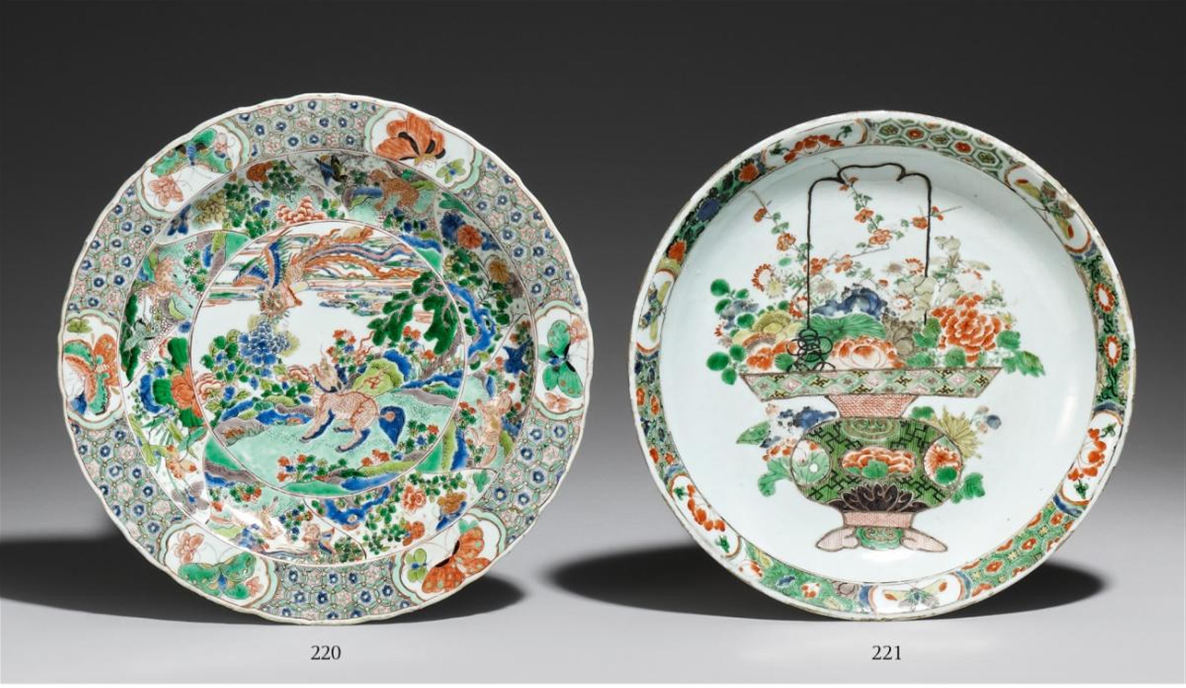 A large famille verte saucer-dish. Kangxi period (1662-1722) - image-1