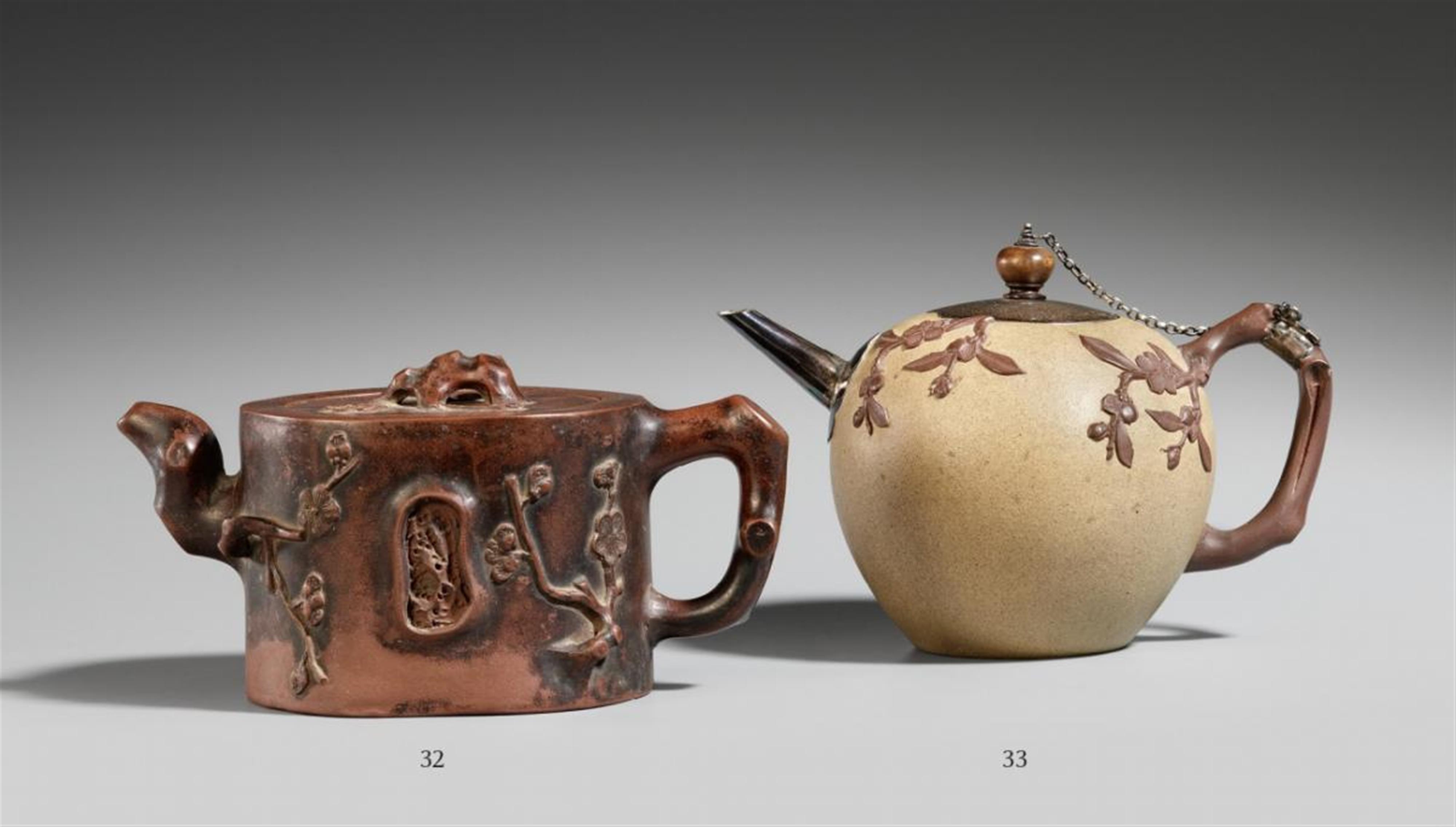 A trunk-shaped Yixing teapot and cover. 18th/19th century - image-1