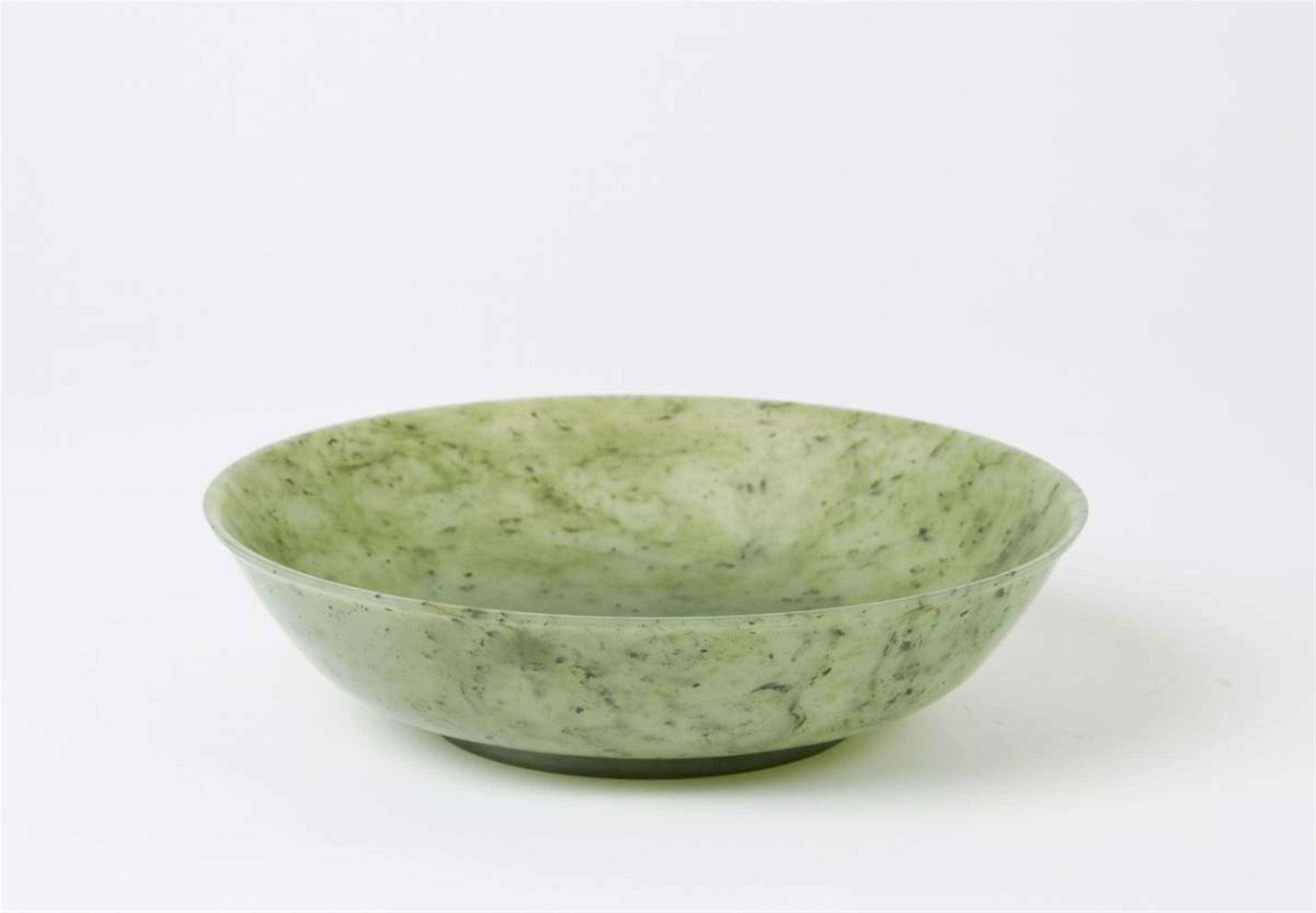 Jade dish - image-1