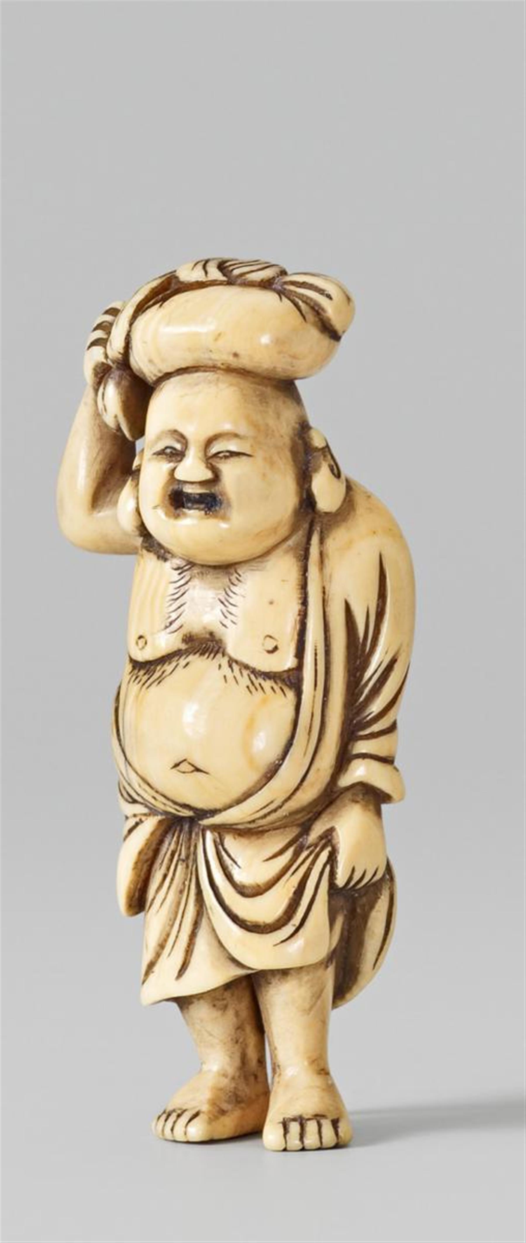 An ivory netsuke of Hotei, by Ryûmin. Mid-19th century - image-1