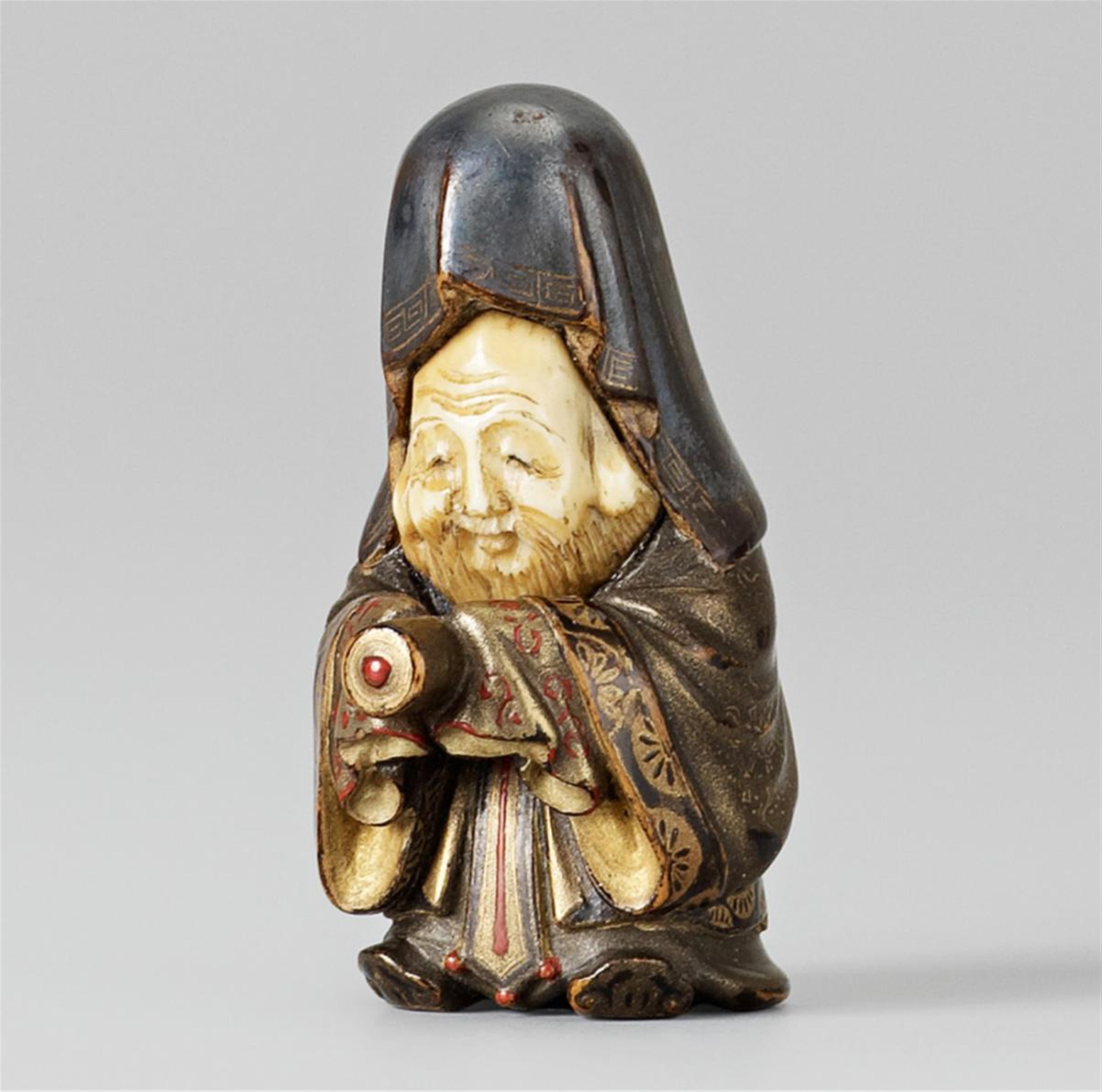 A small makie lacquer and ivory netsuke of Jurôjin. Late 19th century - image-1