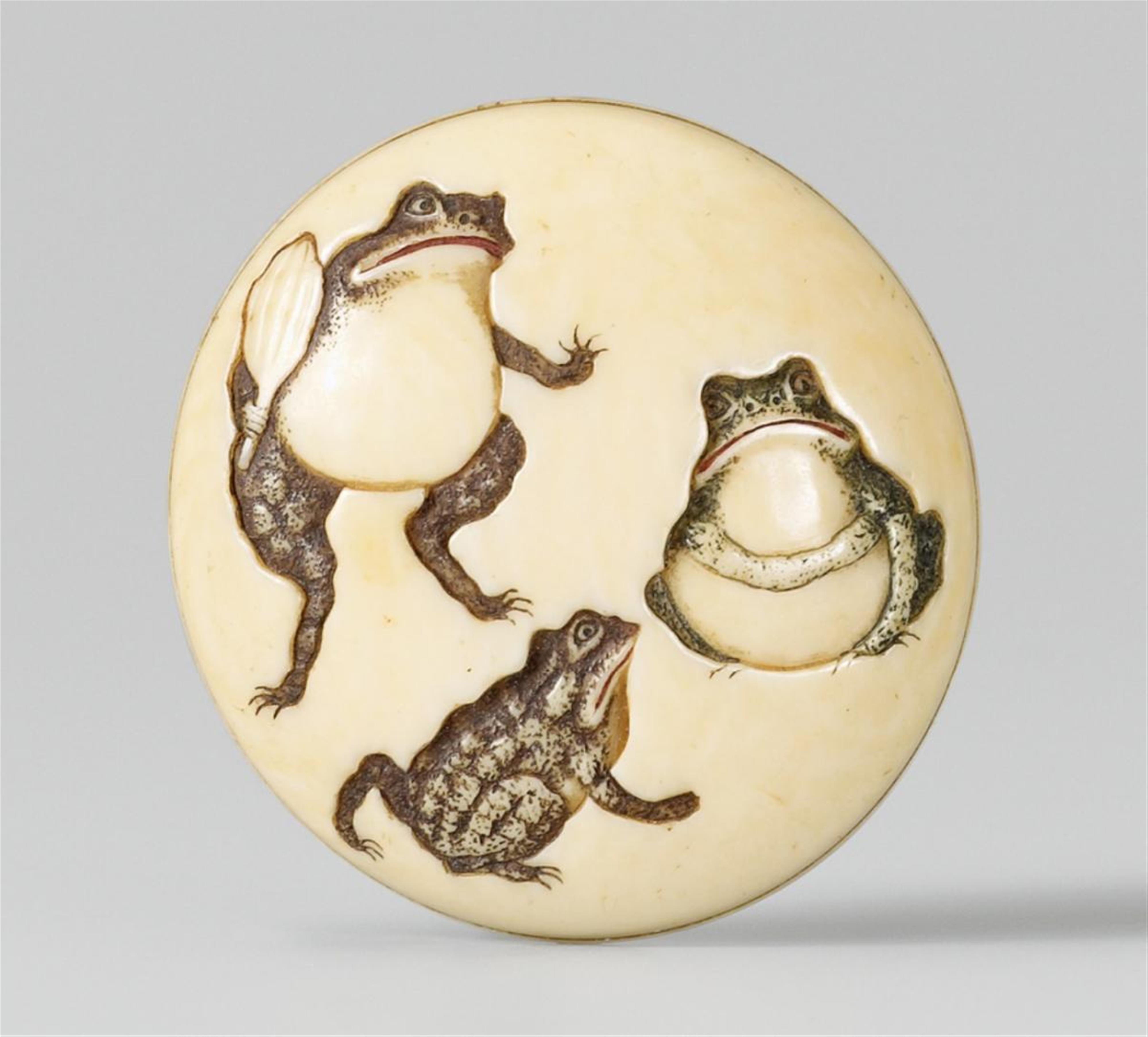 An Edo school manjû of five toads, by Kôsai. Second half 19th century - image-1