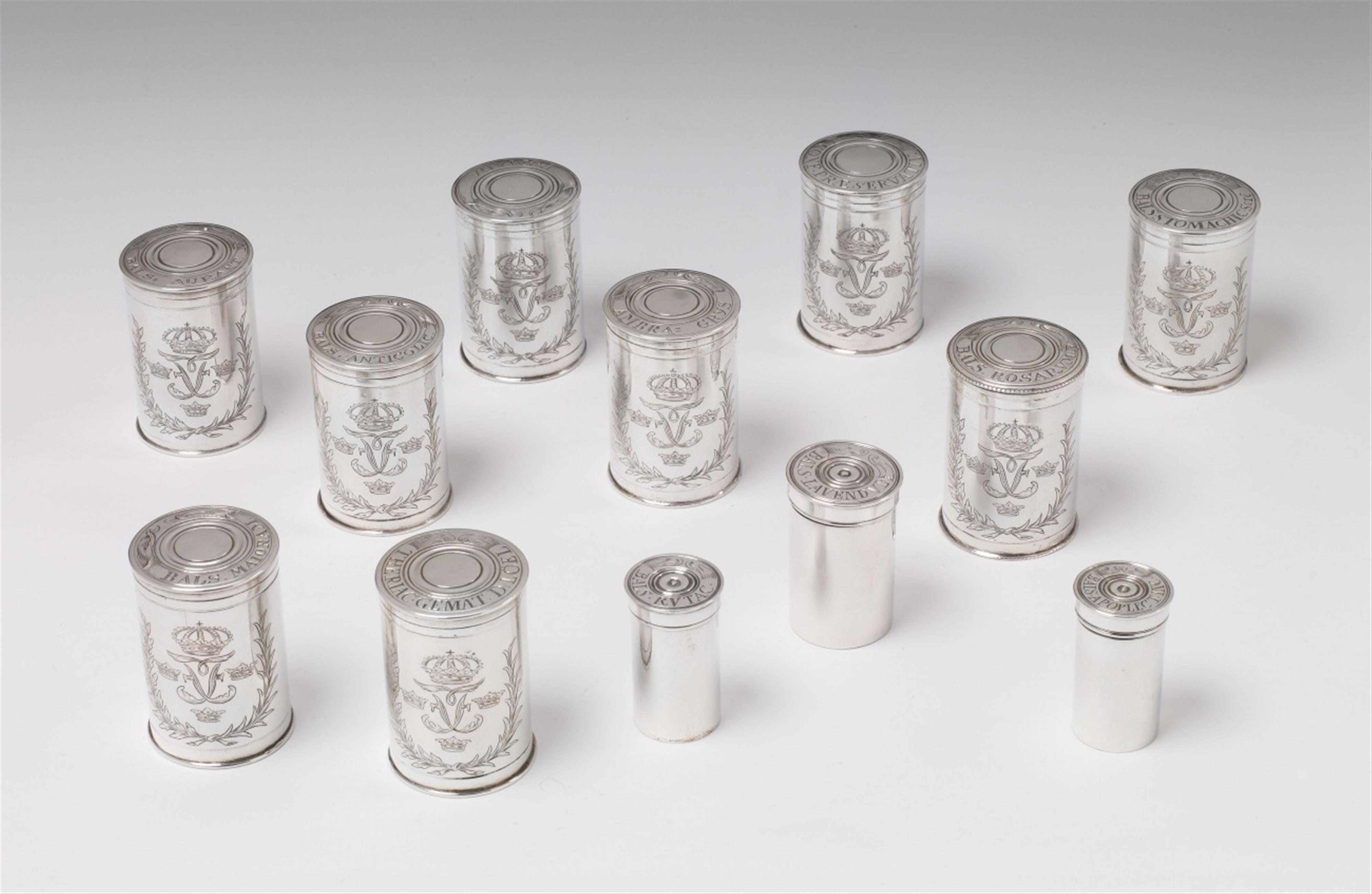 Twelve jars from the travel pharmacy of Frederick of Sweden. Unmarked, Sweden or Germany, 1720 - 50. - image-4