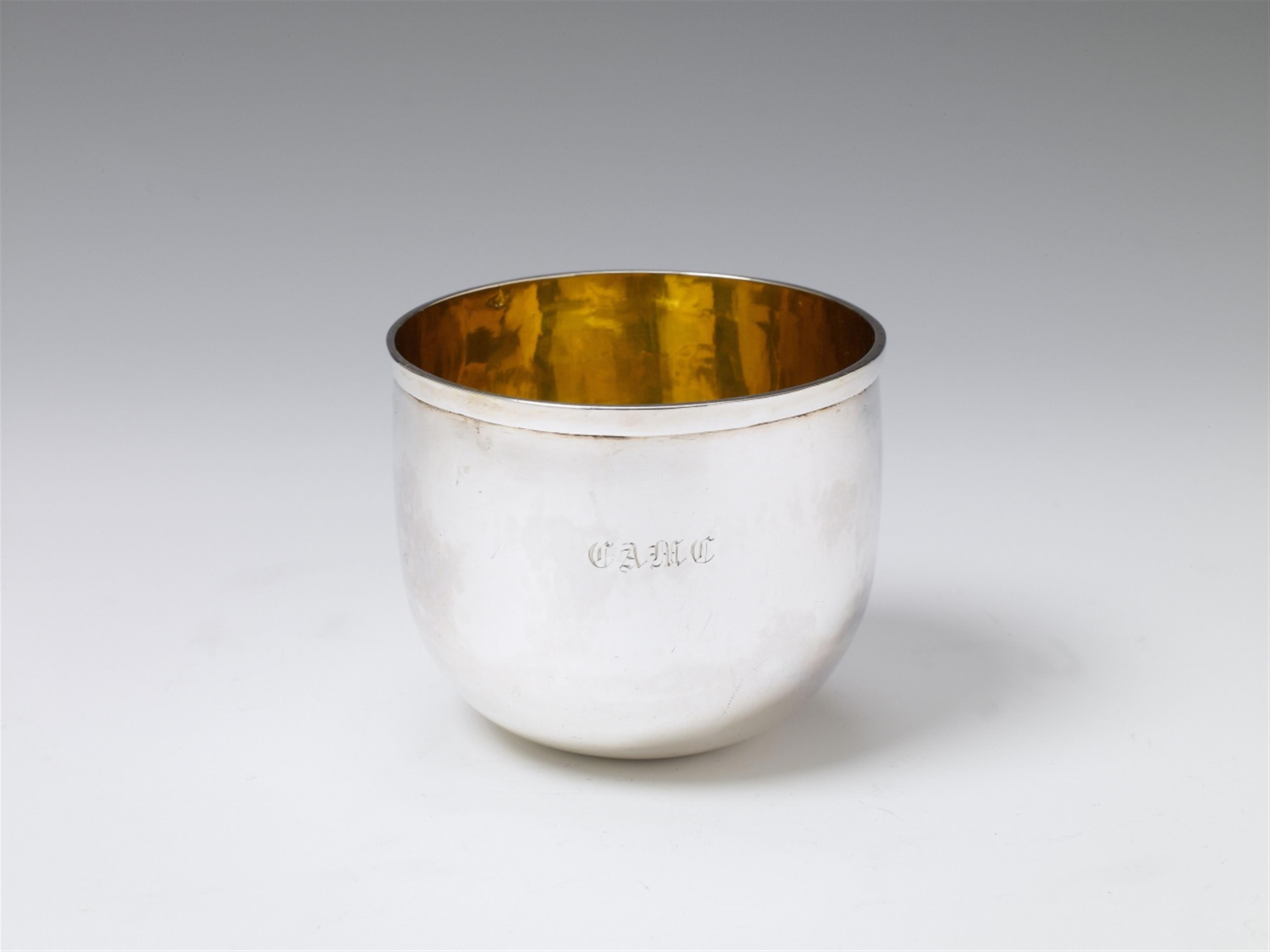 A London silver interior gilt George II beaker. Marks of John Fossey, 1739. - image-1