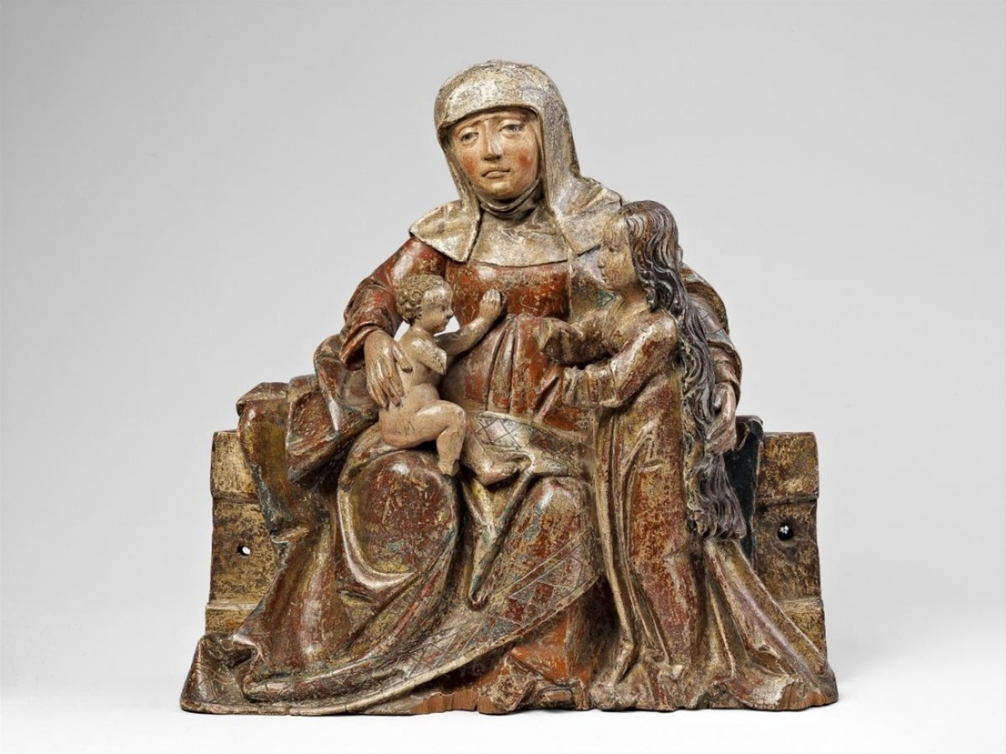 Südtirol ca. 1510 - A South Tyrolean carved Swiss pine wood high-relief group of Anna Selbdritt, circa 1510. - image-1