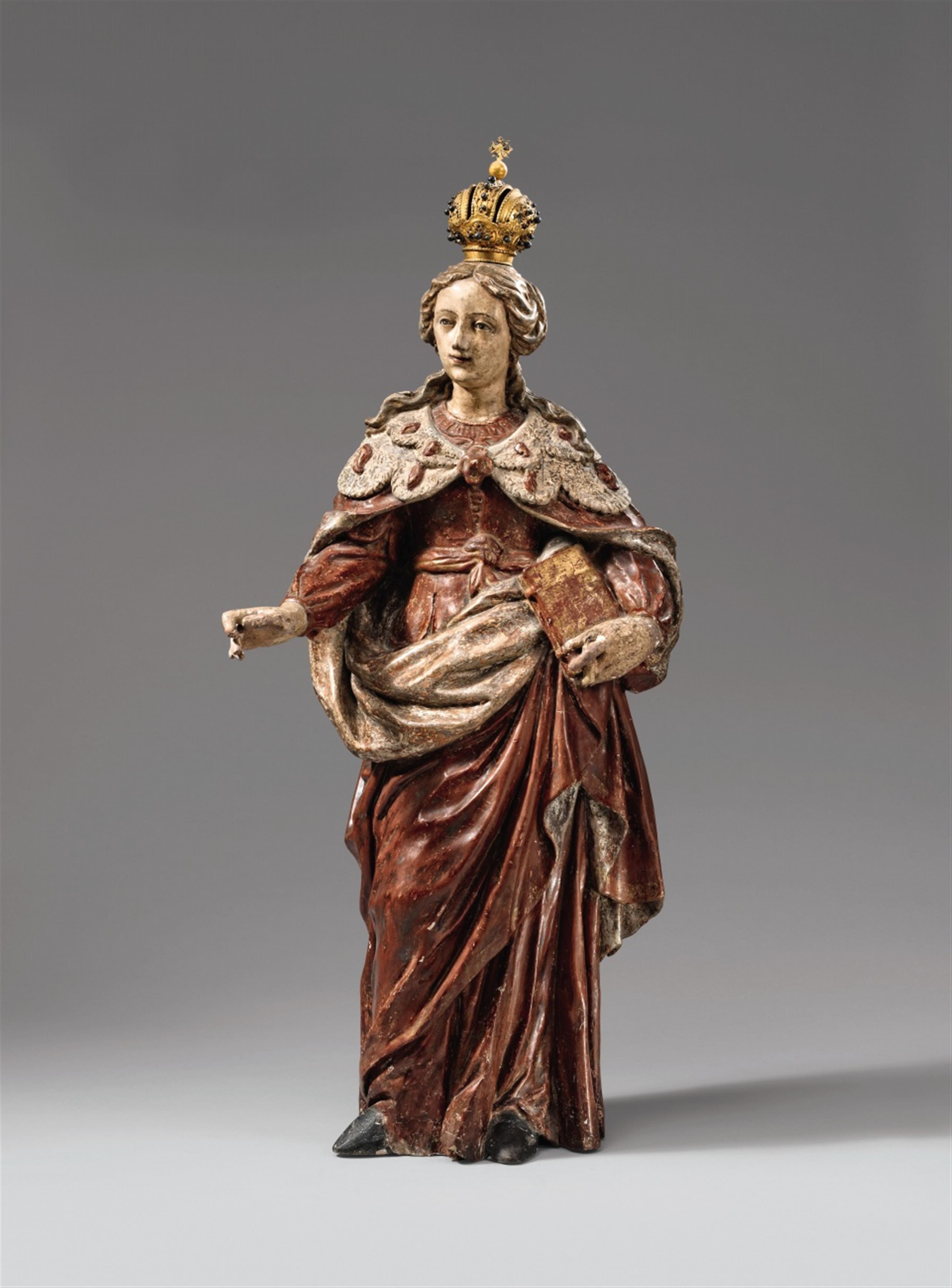 Flemish 18th century - An 18th century Flemish carved wooden figure of Saint Ursula (?). - image-1