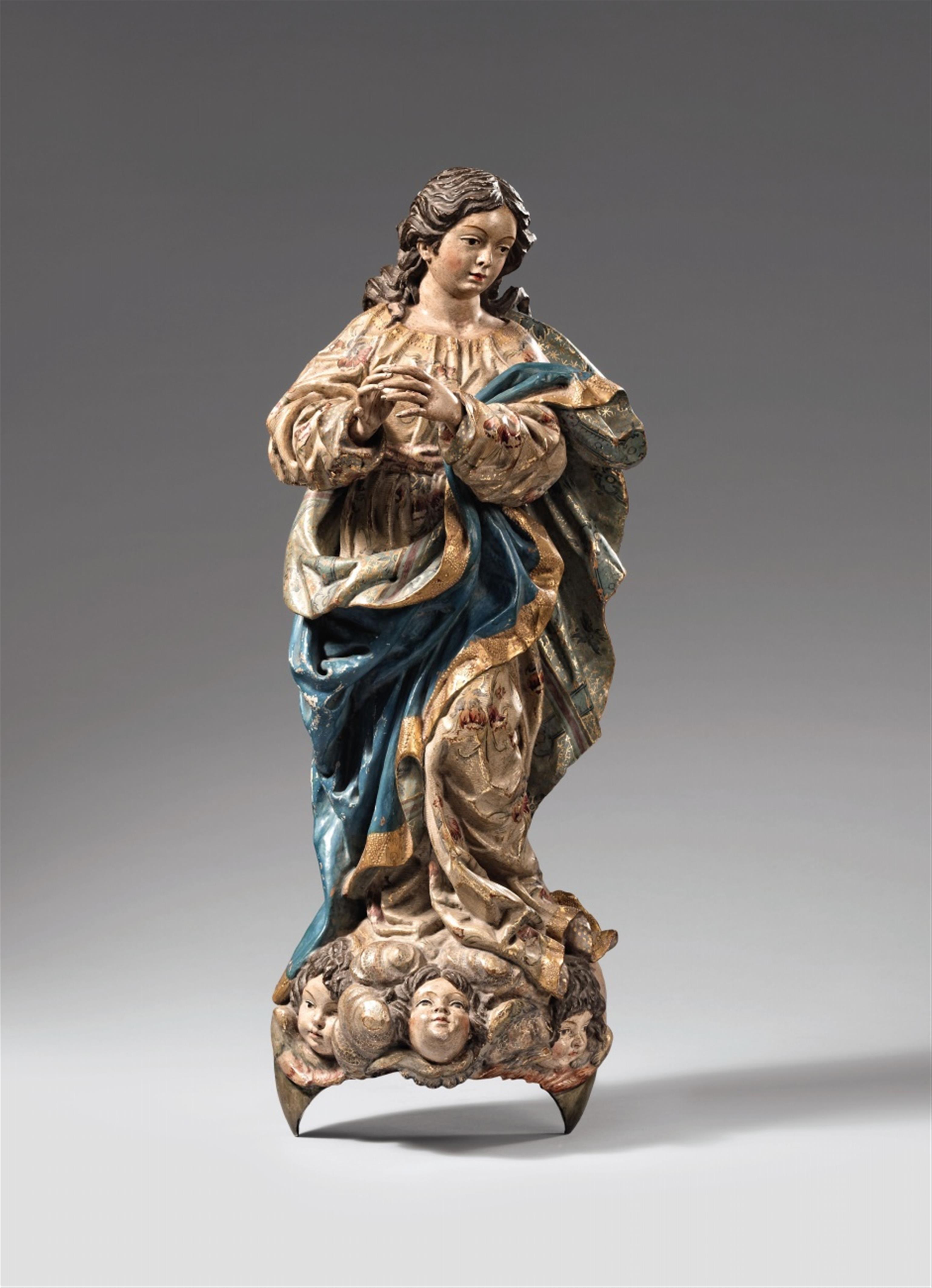 Spain 18th century - An 18th century Spanish carved wooden figure of the Madonna Immaculata. - image-1