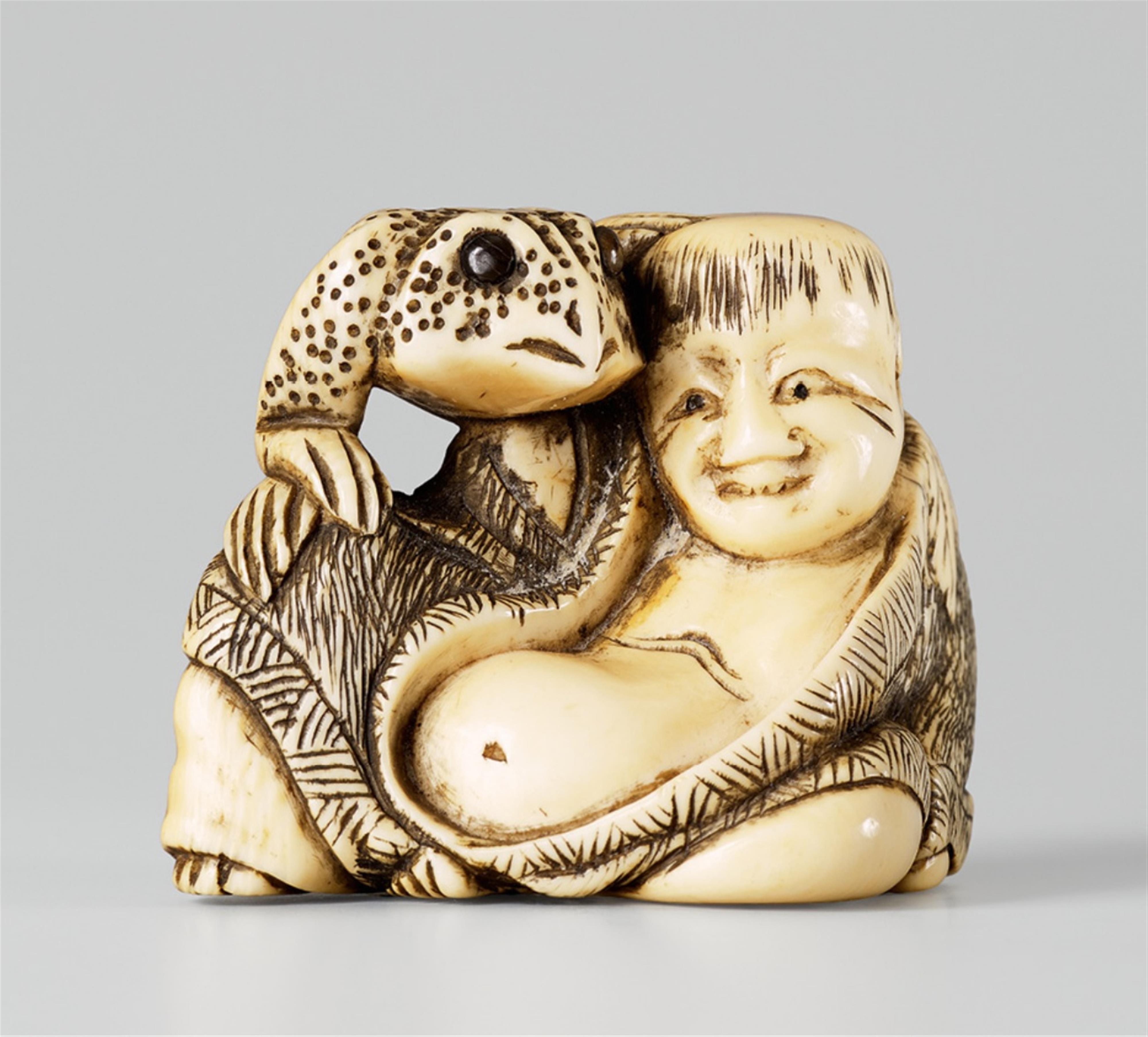 A Kyoto school ivory netsuke of Gama Sennin. Around 1800 - image-1