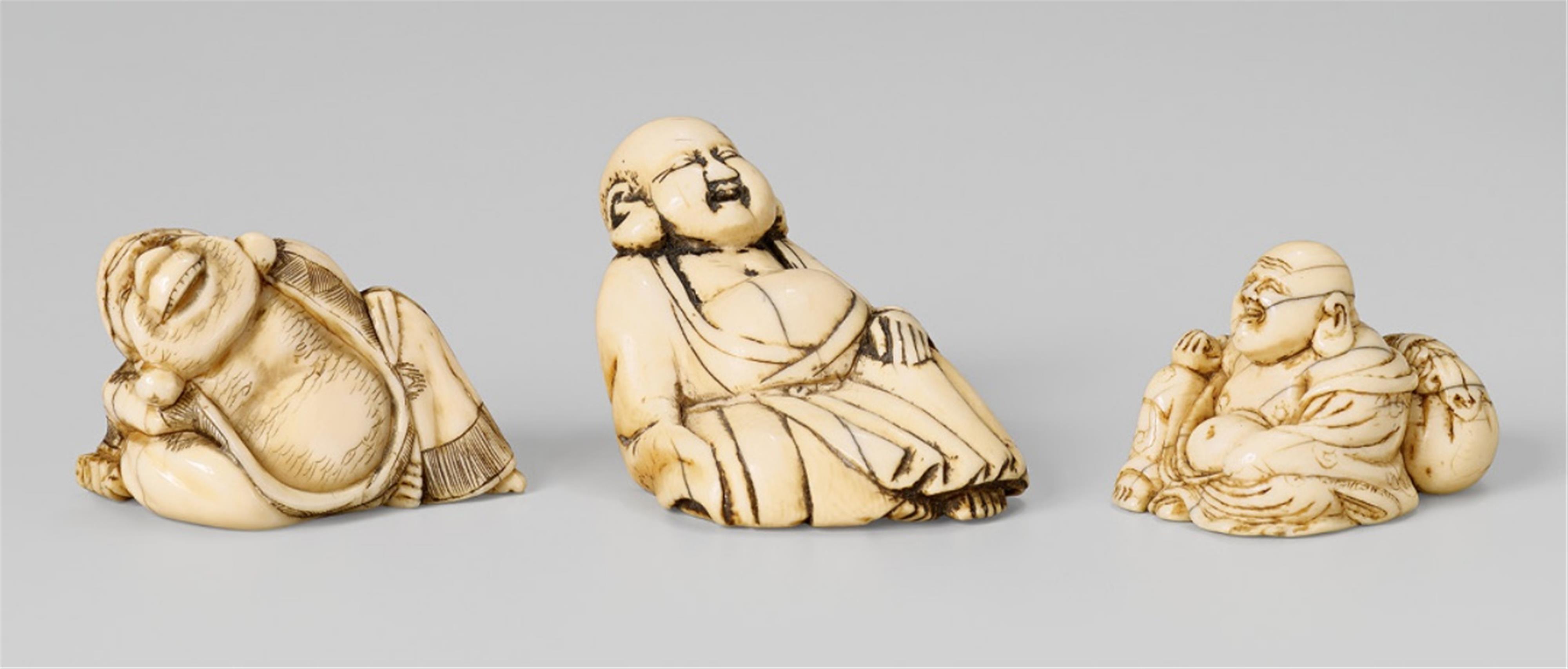 Three ivory netsuke of Hotei. 19th century - image-1