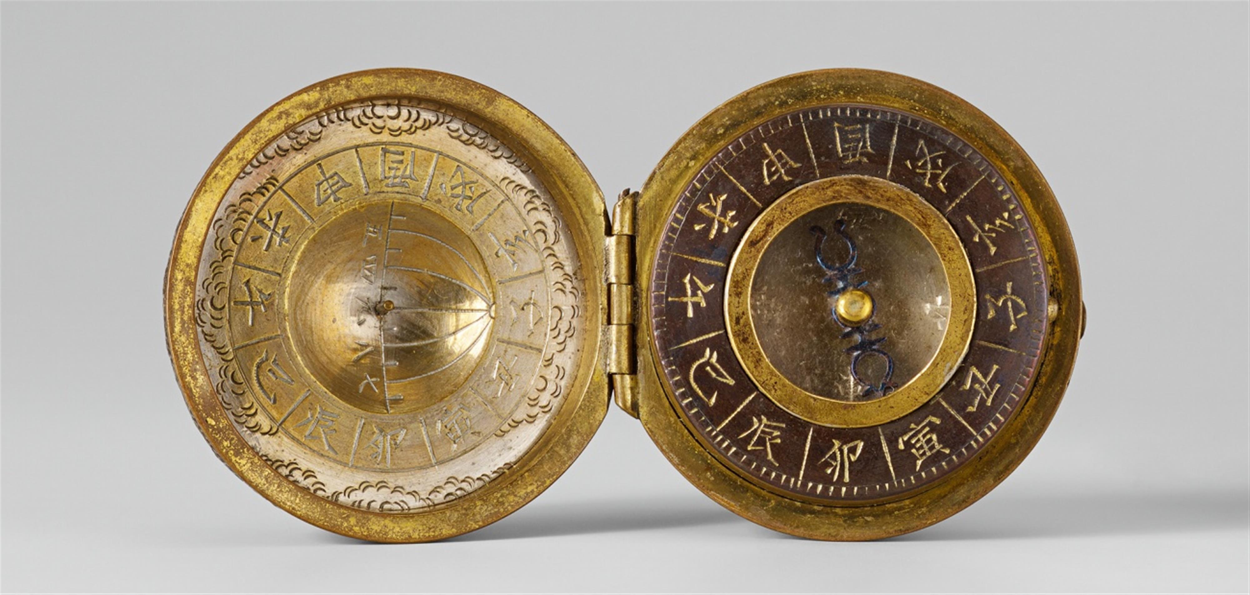 A fine silvered copper portable compass and sundial. Mid-19th century - image-1