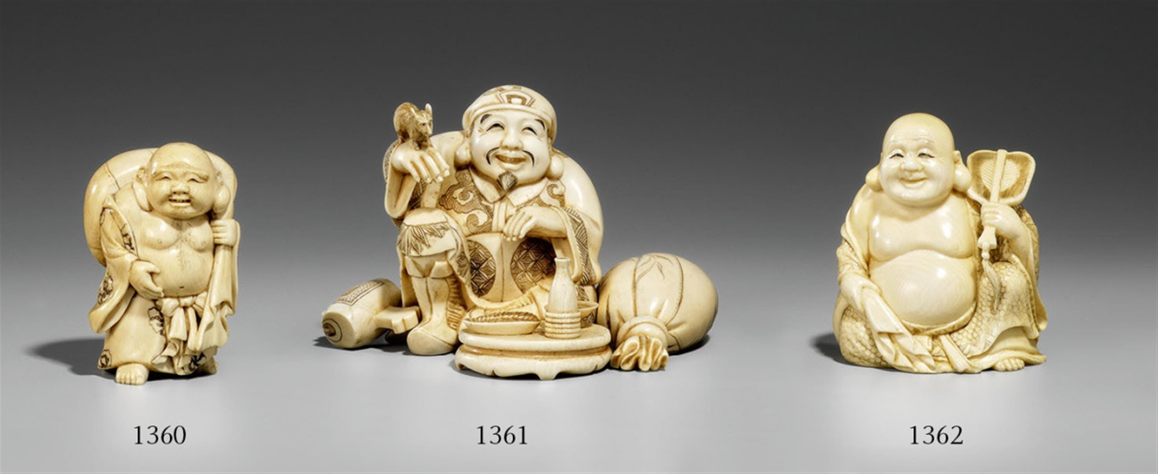An ivory okimono of Hotei. 20th century - image-1