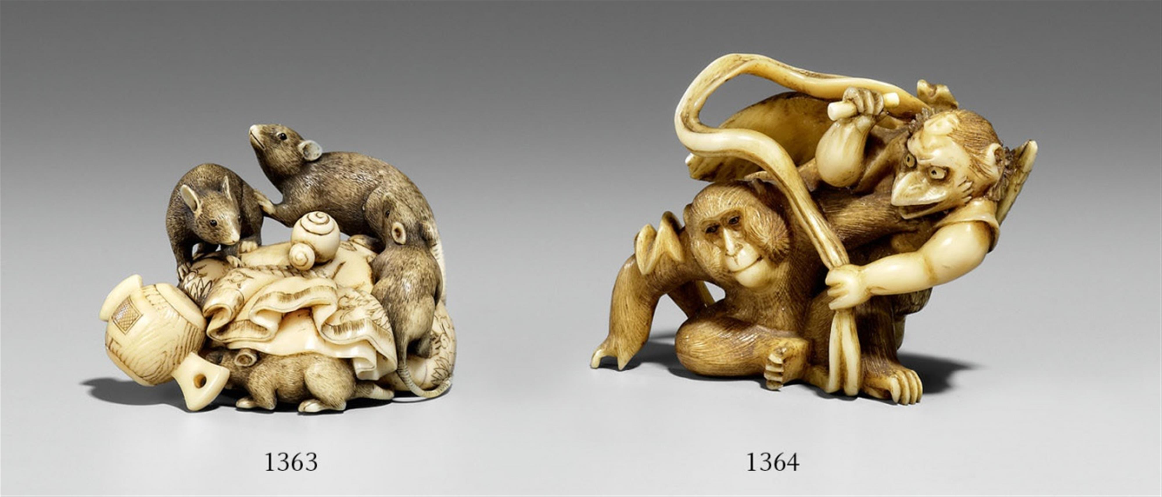An ivory okimono of a monkey and a tengu. Late 19th century - image-1