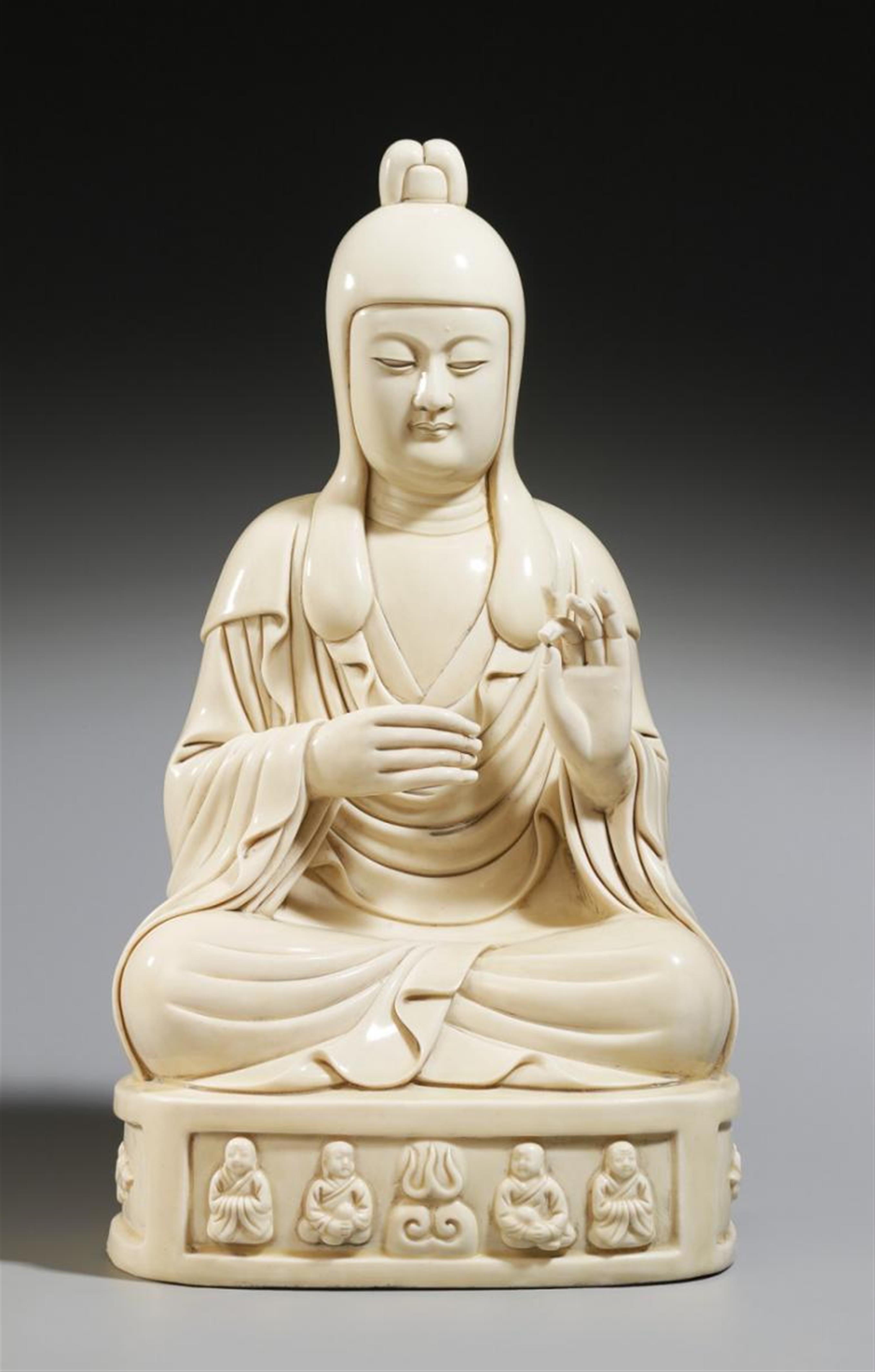 A blanc-de-chine figure of a Lama. 20th century - image-1