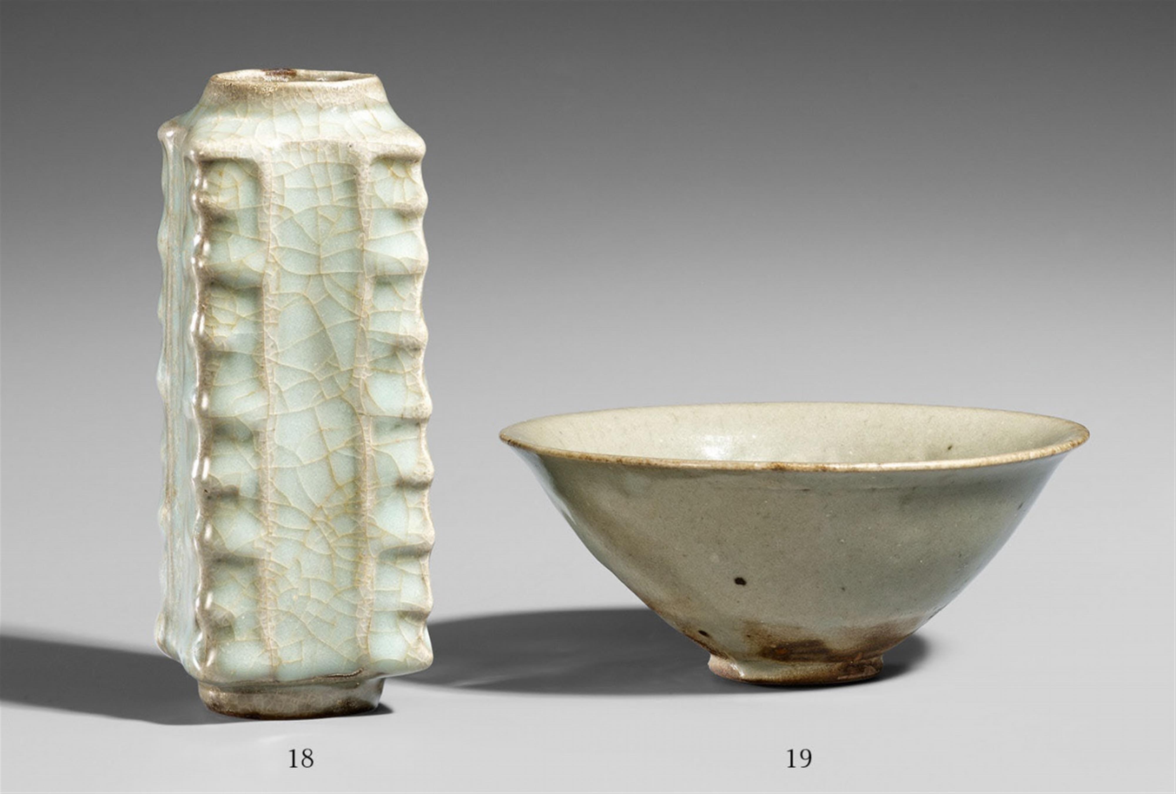 A carved Yaozhou celadon bowl. Northern Song or Jin dynasty, 12th/13th century - image-1