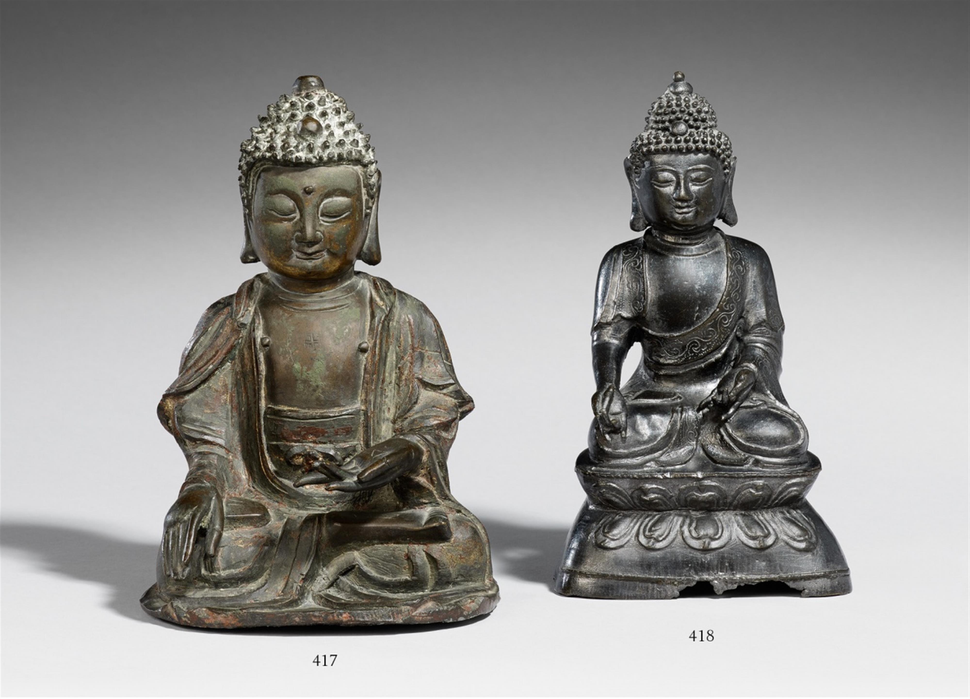 A bronze figure of Buddha Shakyamuni. Late Ming dynasty - image-1