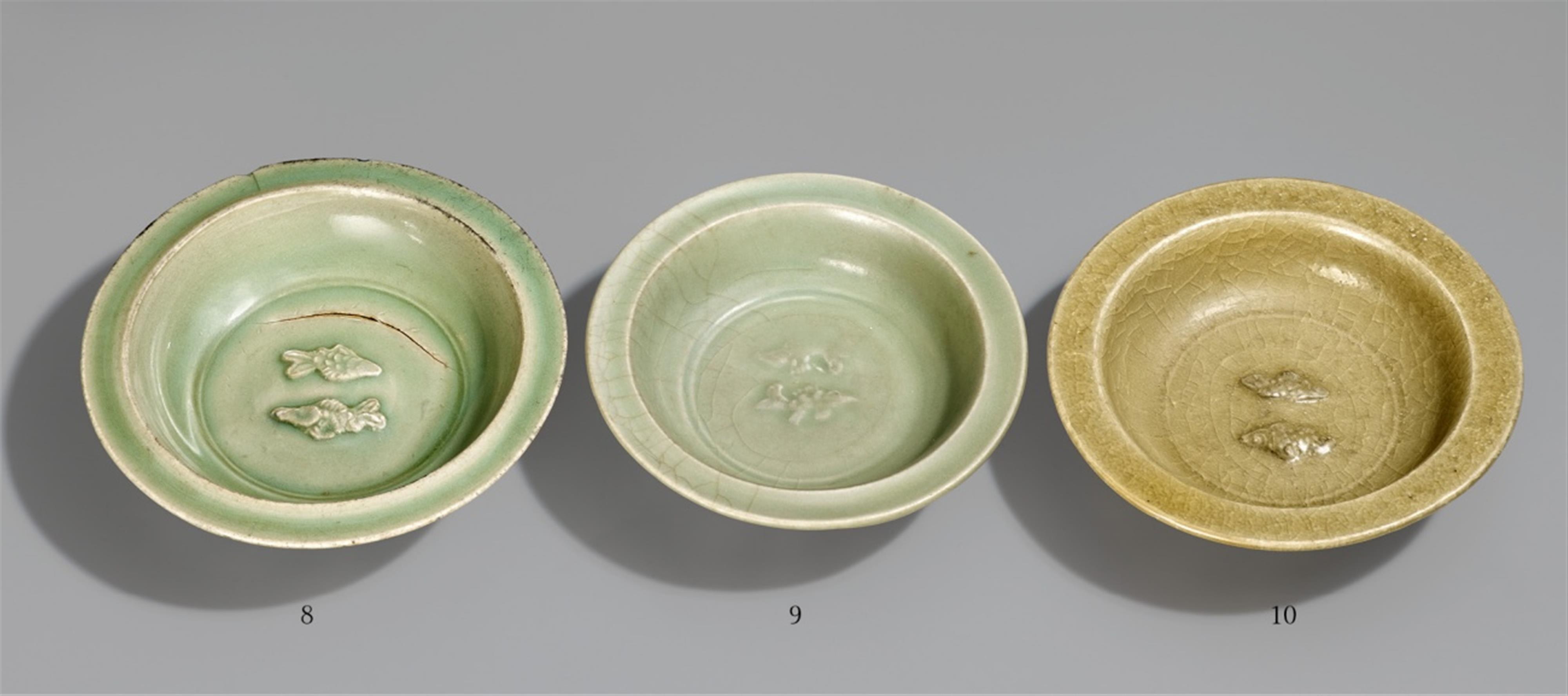 A Longquan celadon twin fish dish. 12th/13th century - image-1