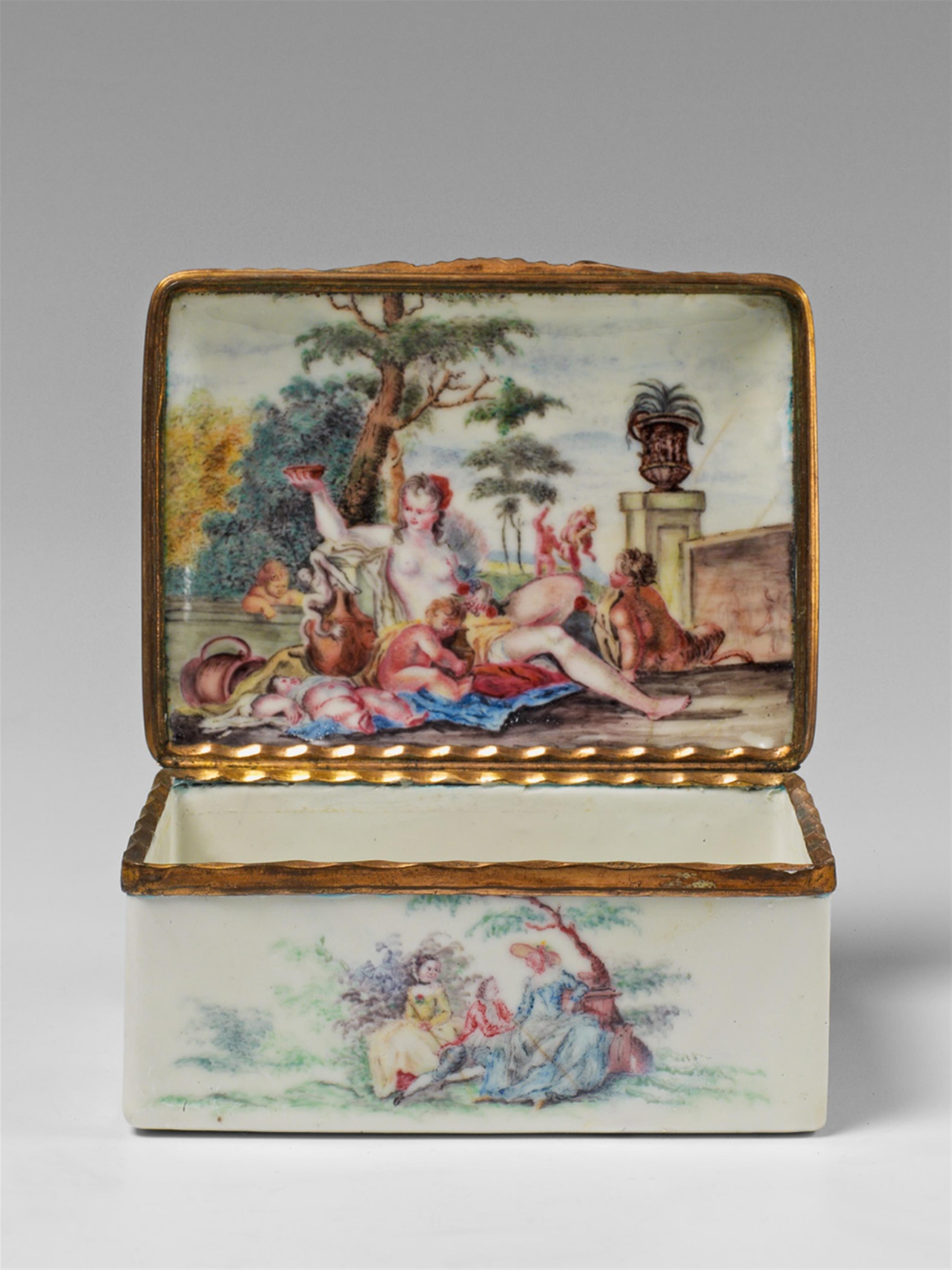 An English copper mounted enamel snuff box. - image-1