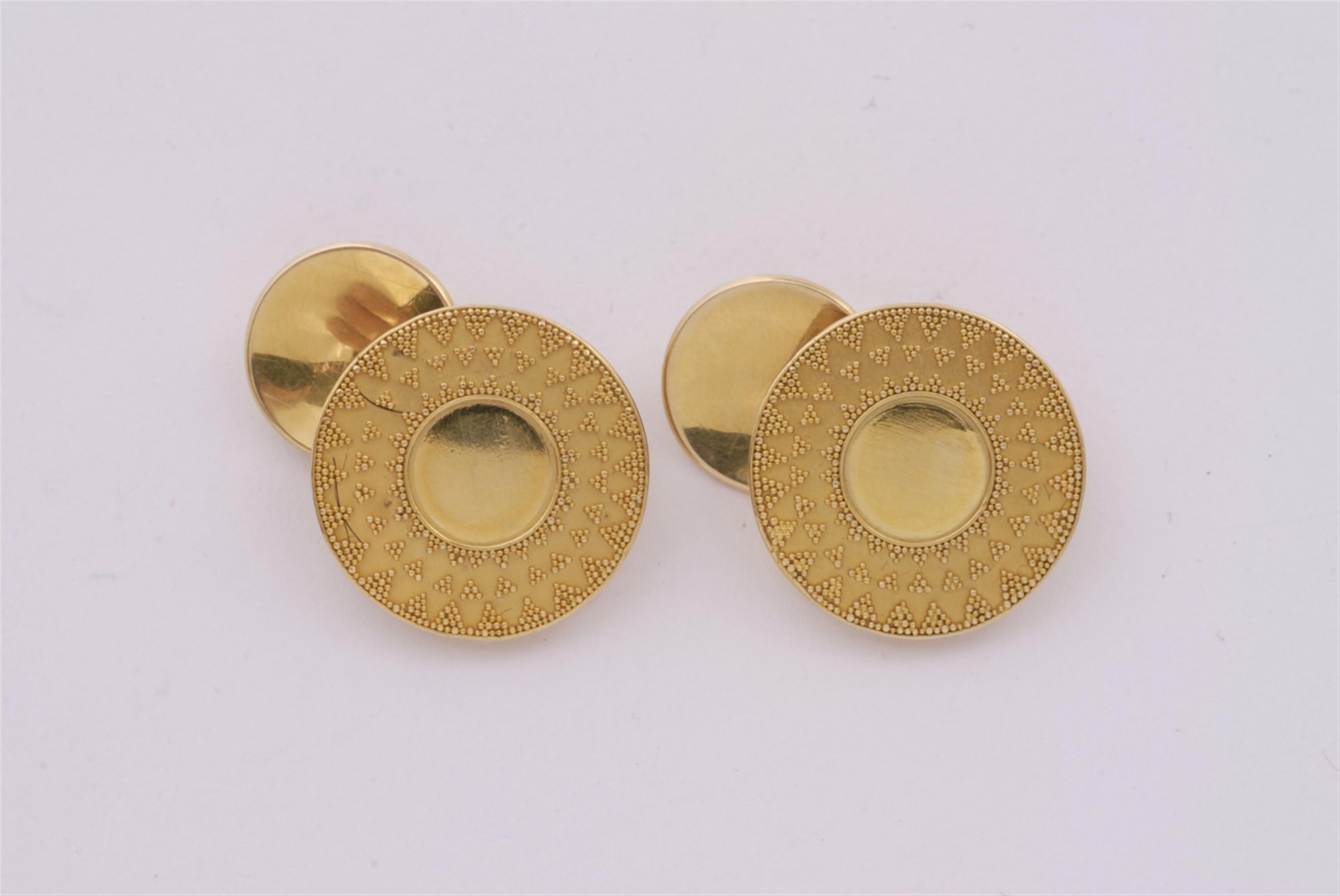A pair of hand-forged 18k granulated gold cufflinks. - image-1