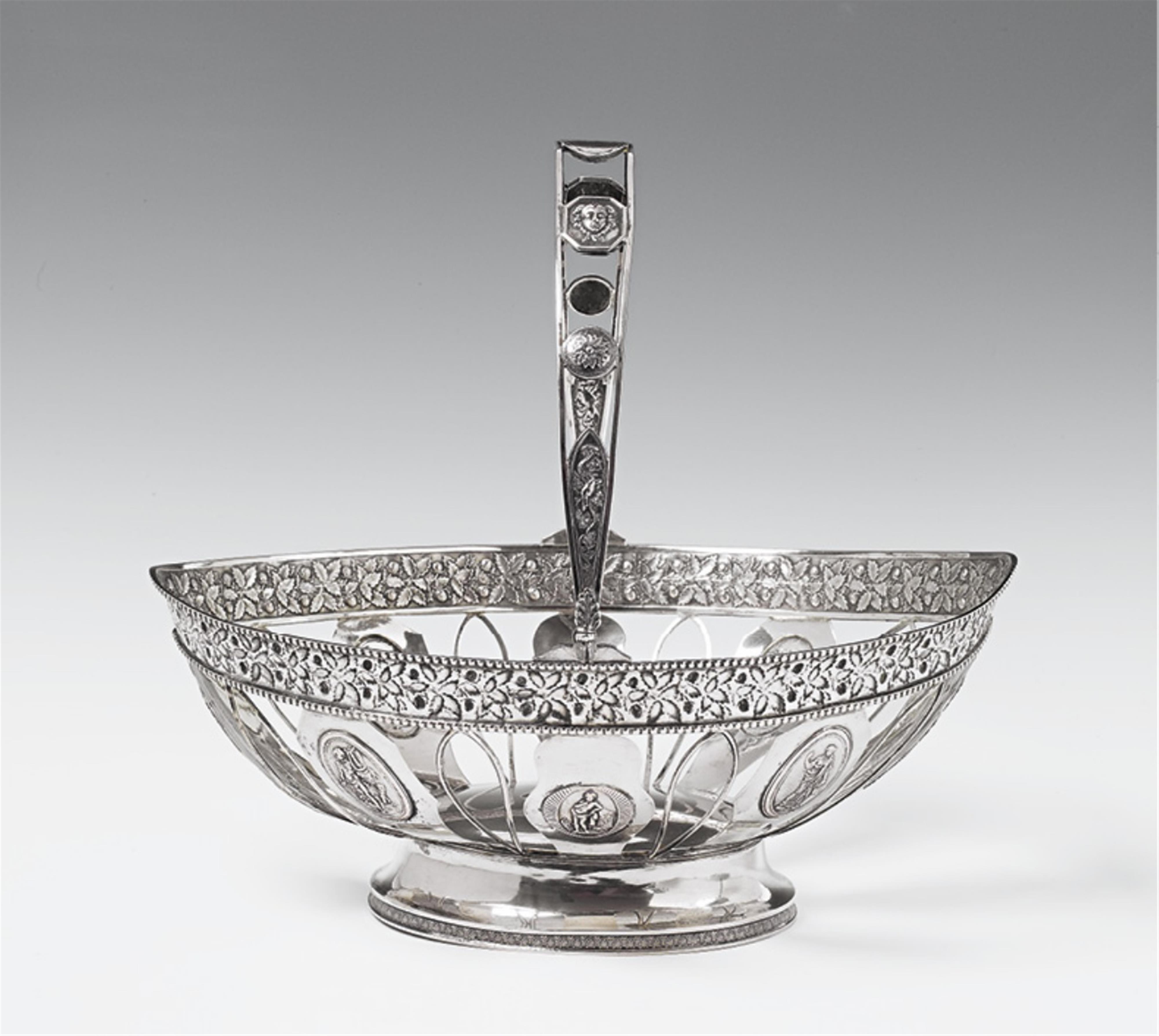 A Lüneburg silver bread basket - image-1