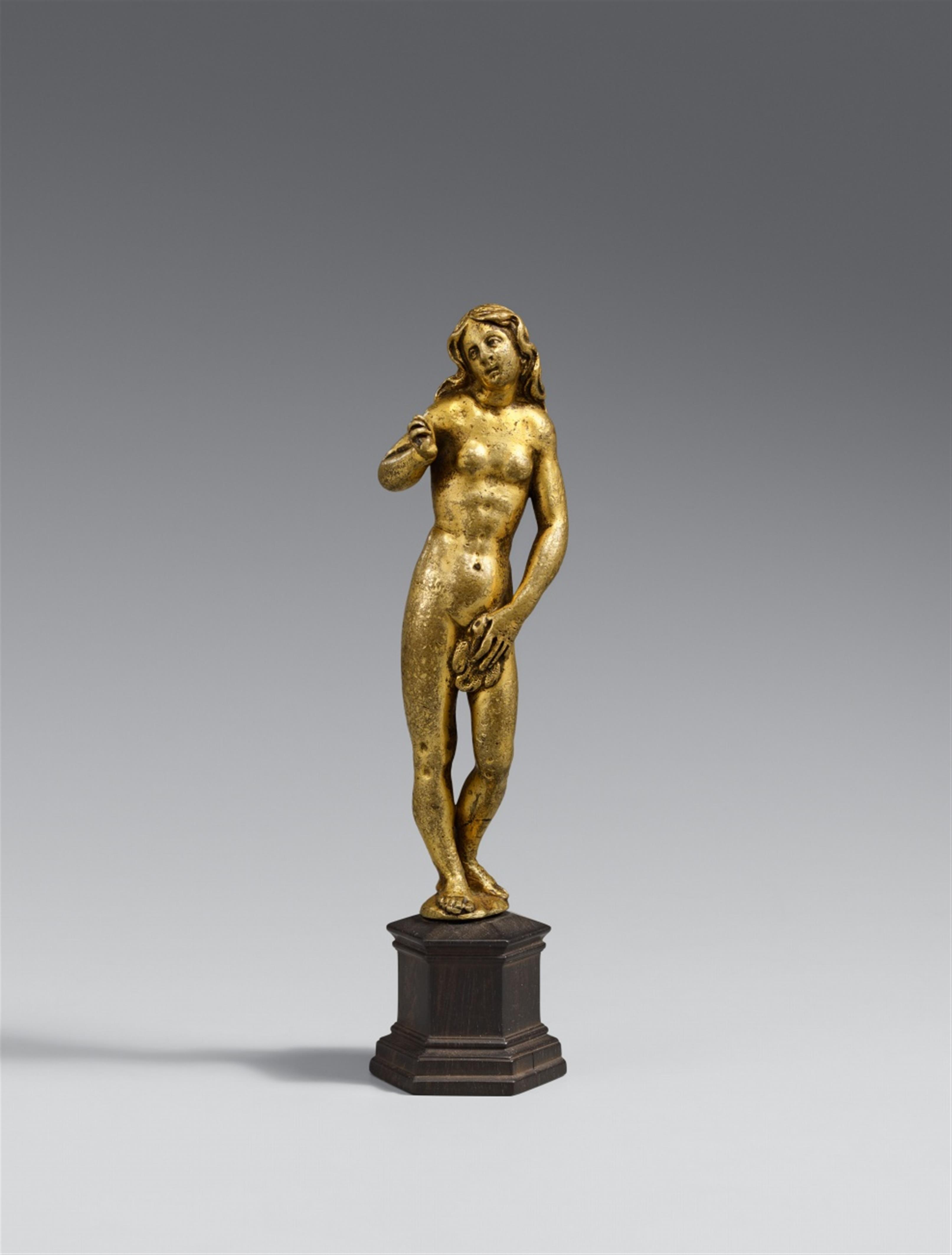 South German second half 16th century - A South German fire gilt bronze figure of Eve in paradise, second half 16th century. - image-1