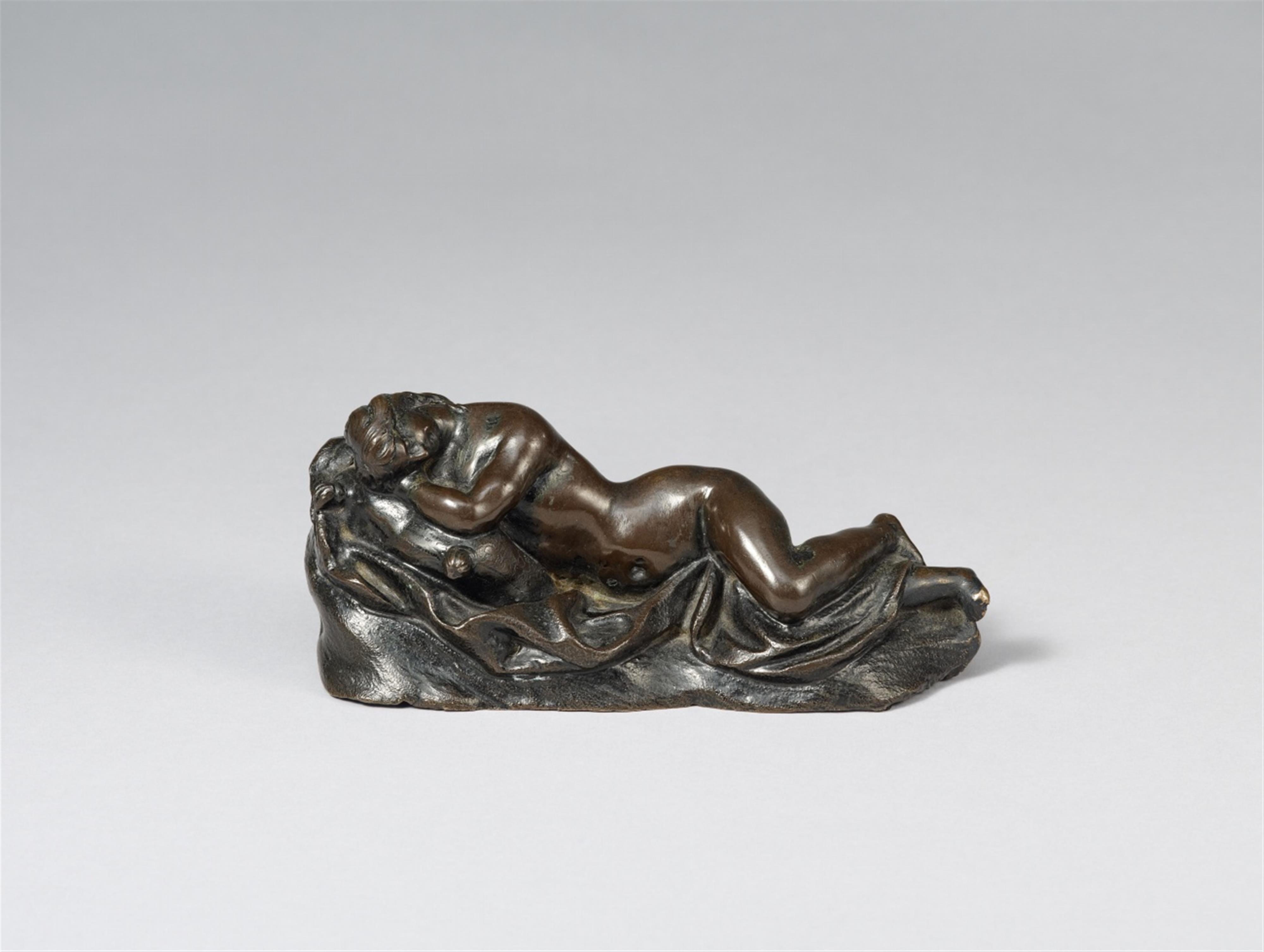 Italy 17th century - A 17th century Italian cast bronze figure of a sleeping nymph. - image-1