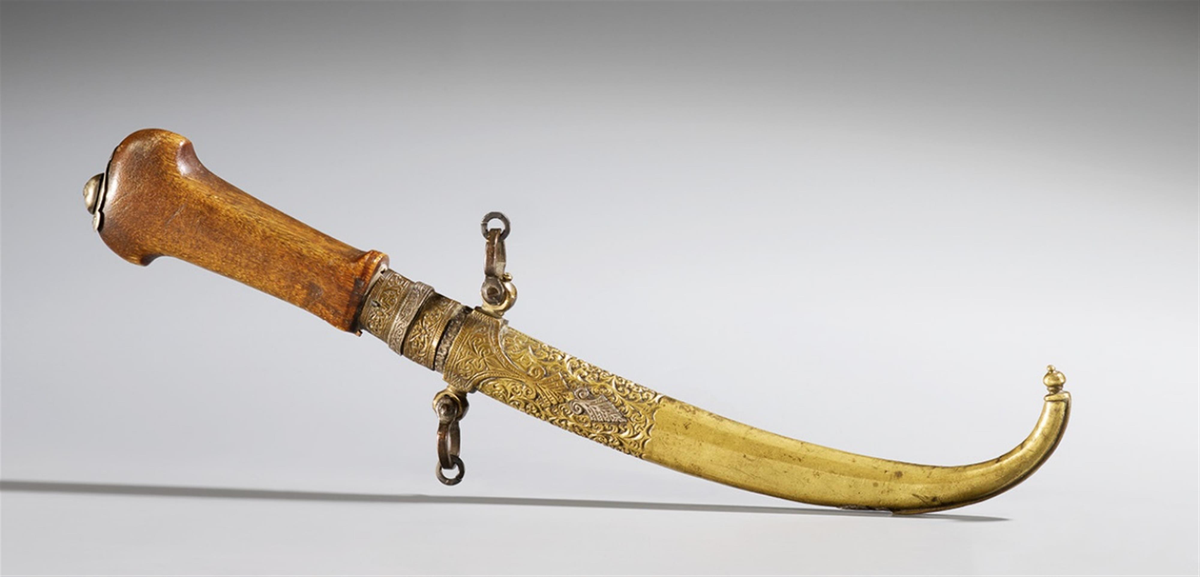 A Maroccan koummya with rhinoceros horn hilt. Early 20th century - image-1