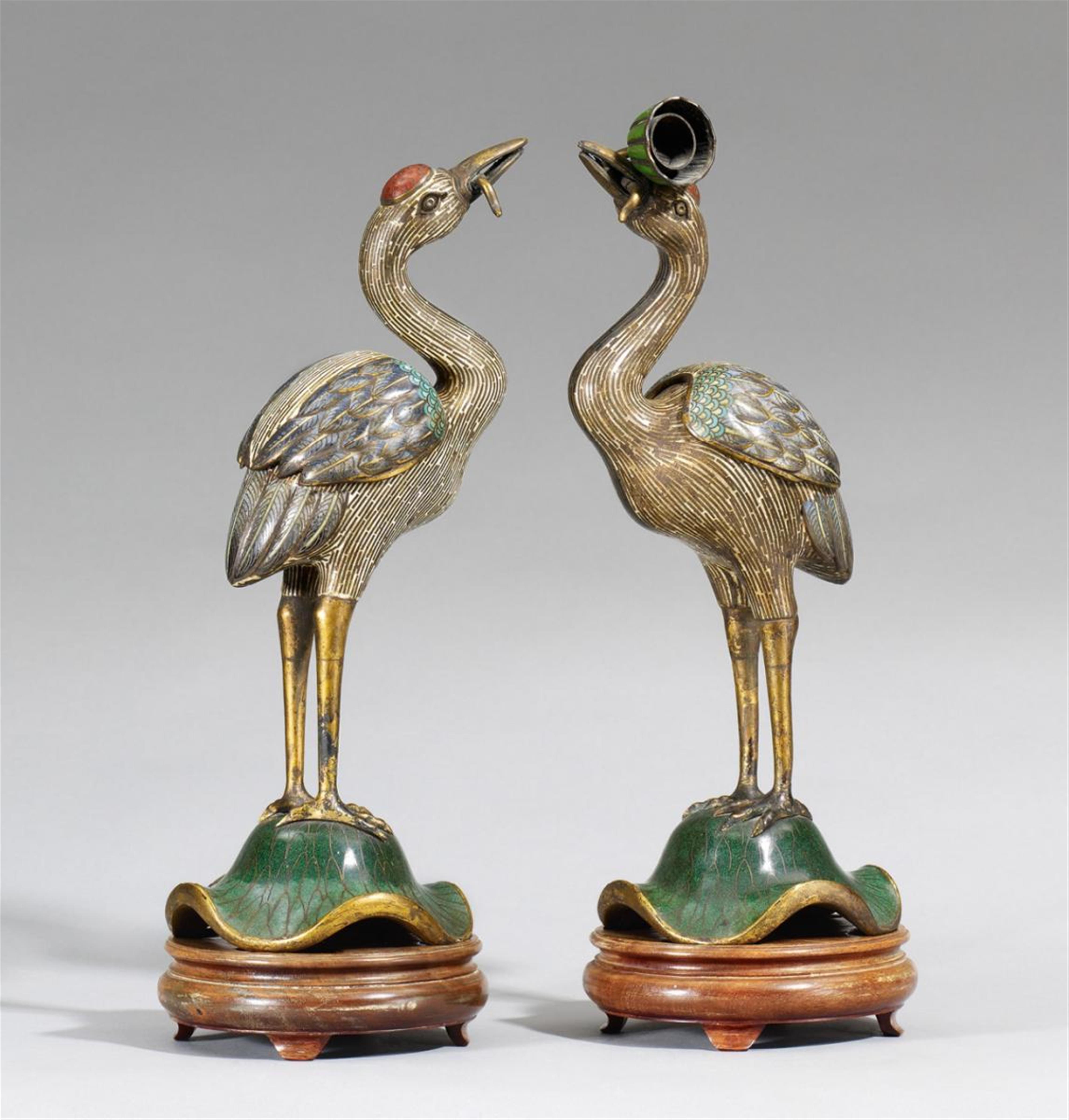 A pair of closisonné enamel cranes. Late 19th century - image-1