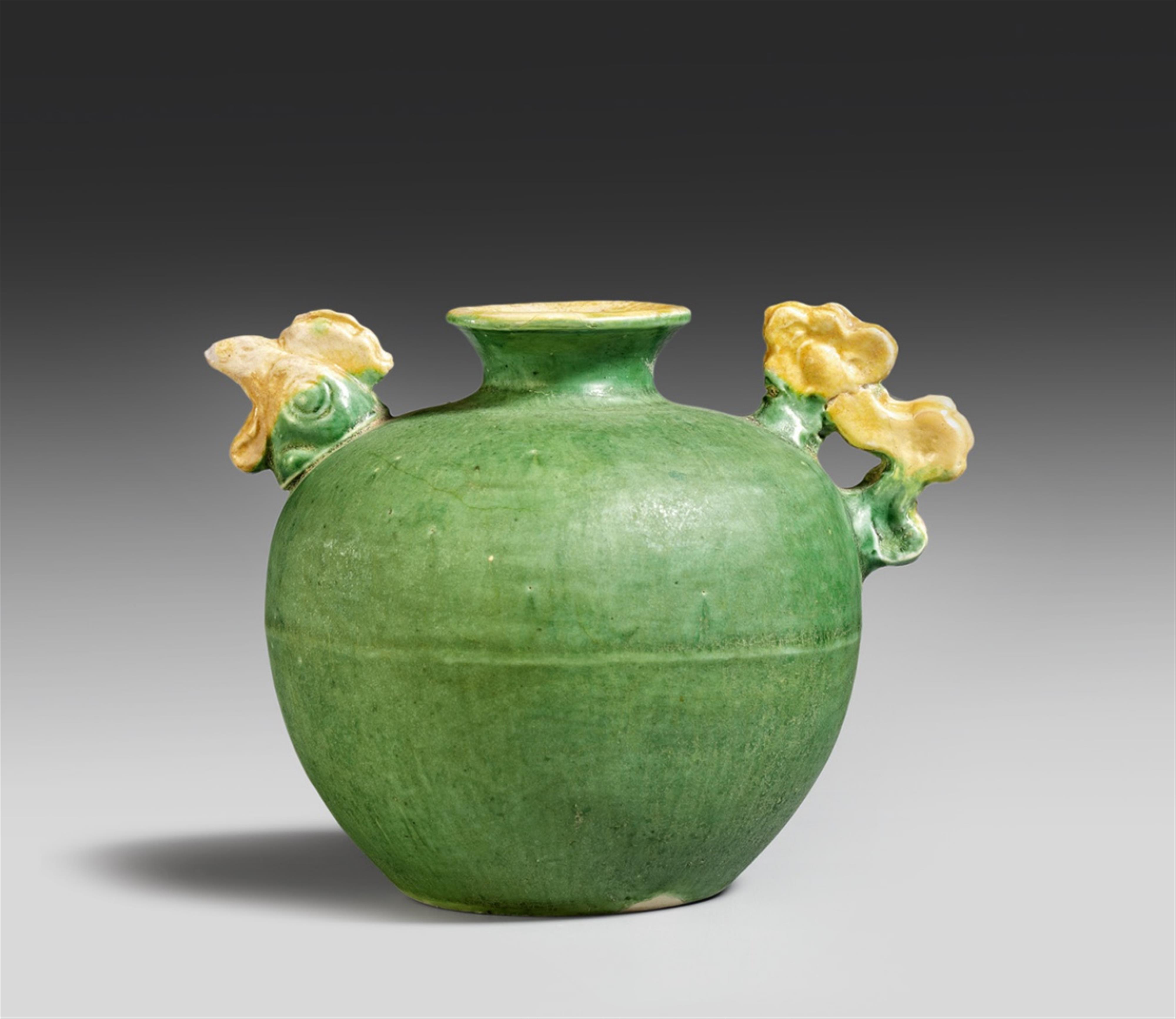 A green- and yellow-glazed chicken head jarlet. 16th century - image-2