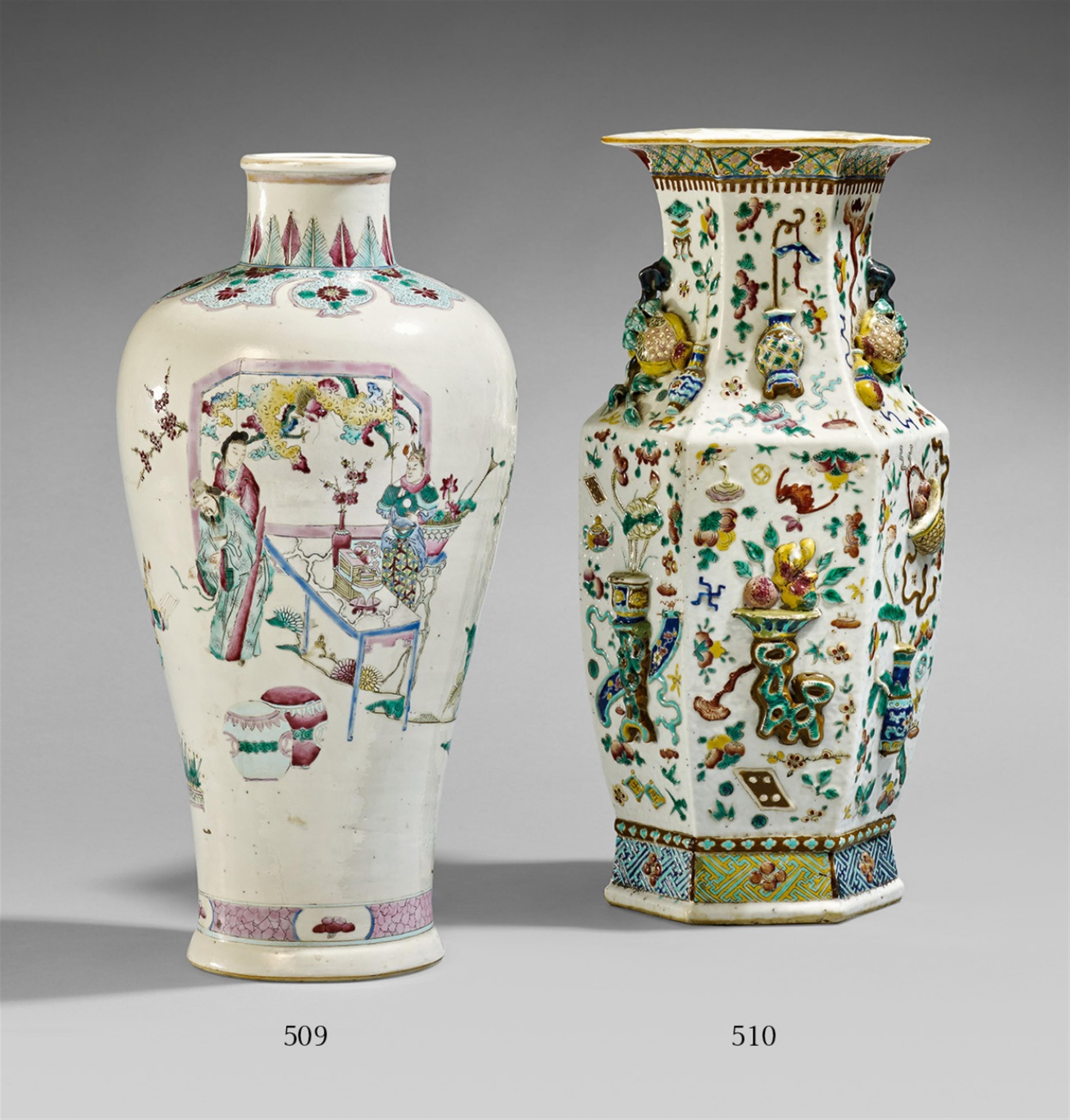 A famille rose hexagonal baluster-shaped vase. 19th century - image-1