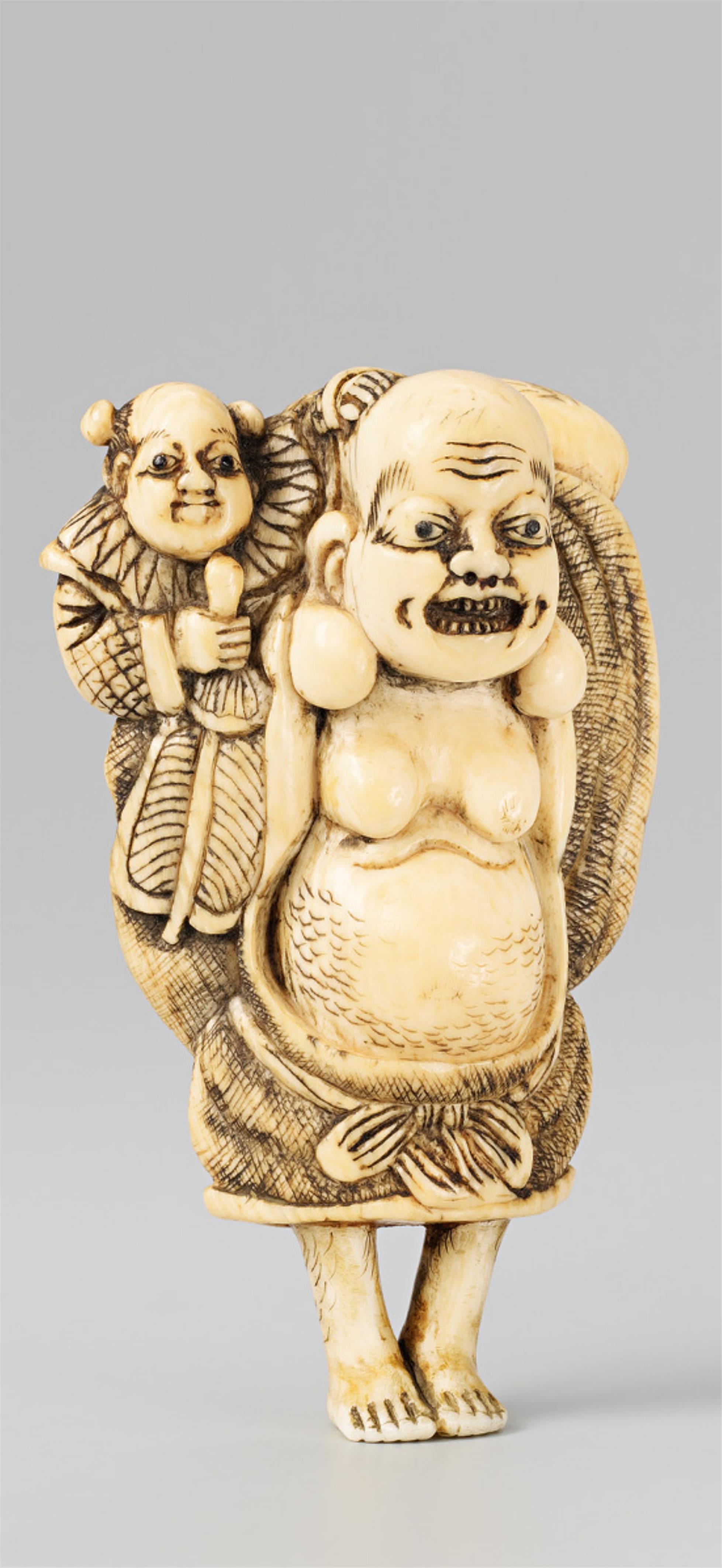 An ivory netsuke of a laughing Hotei with a karako. Early 19th century - image-1