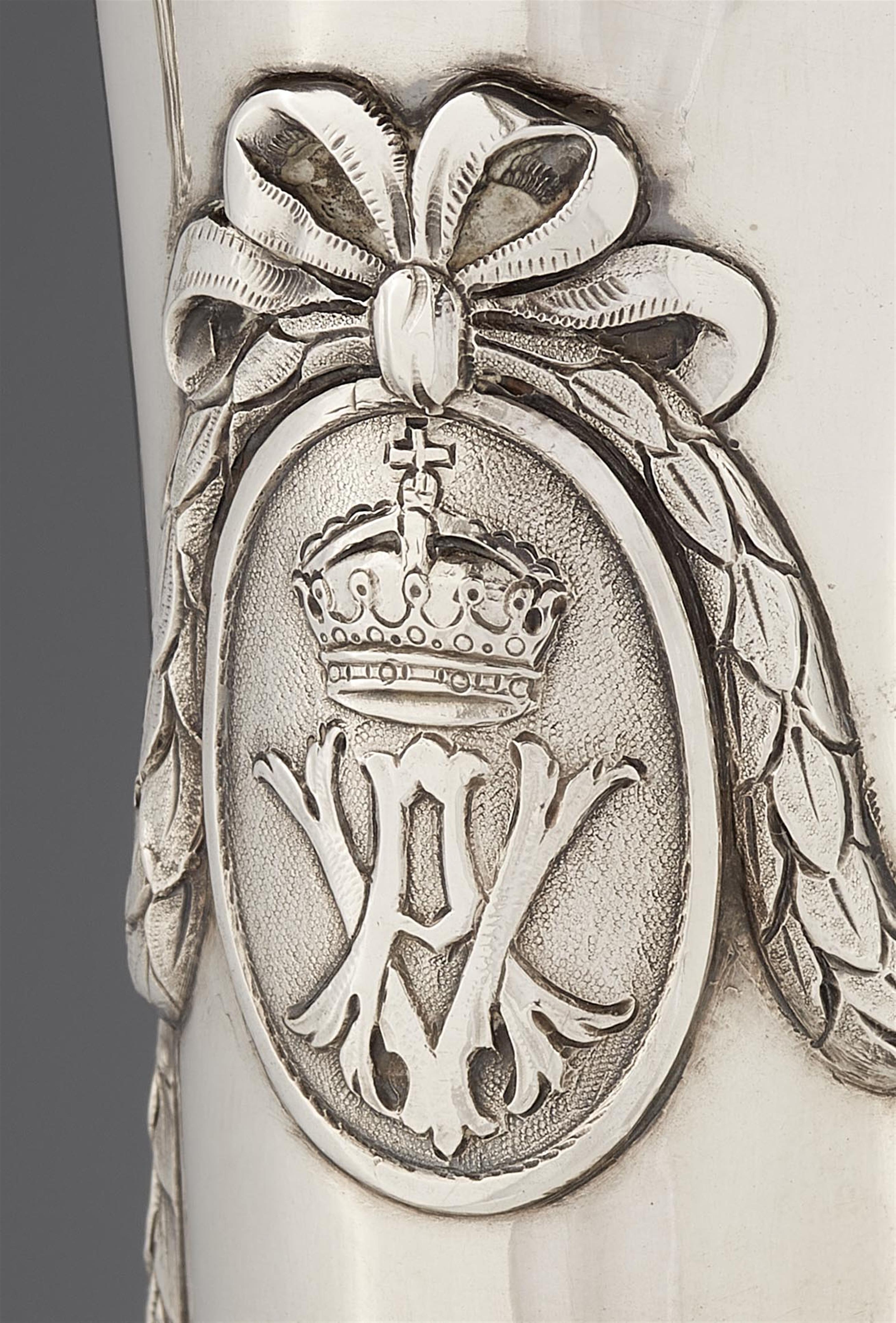 A Berlin silver four flame candelabrum from the court inventory of William II. Engraved in two medallions with the monograms of William II and Auguste Viktoria. Marks of Fa. Körner & Proll, ca. 1900. - image-1