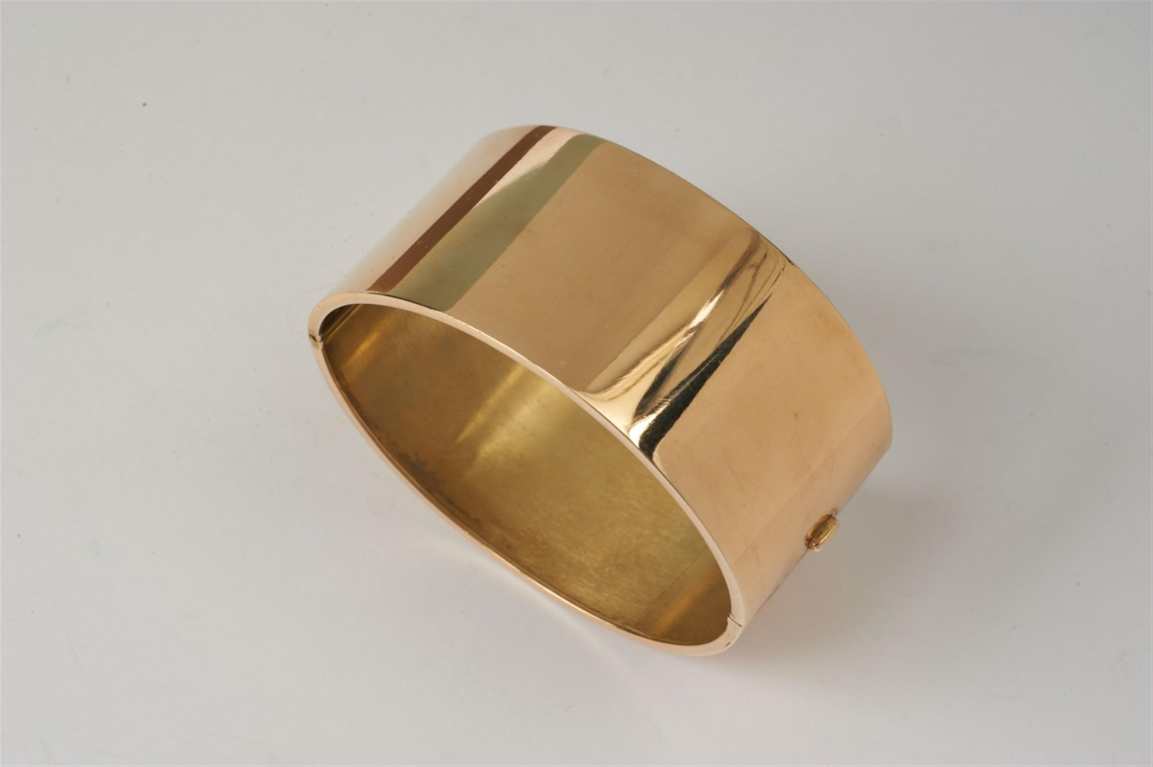 A 14k gold cuff bangle - image-1