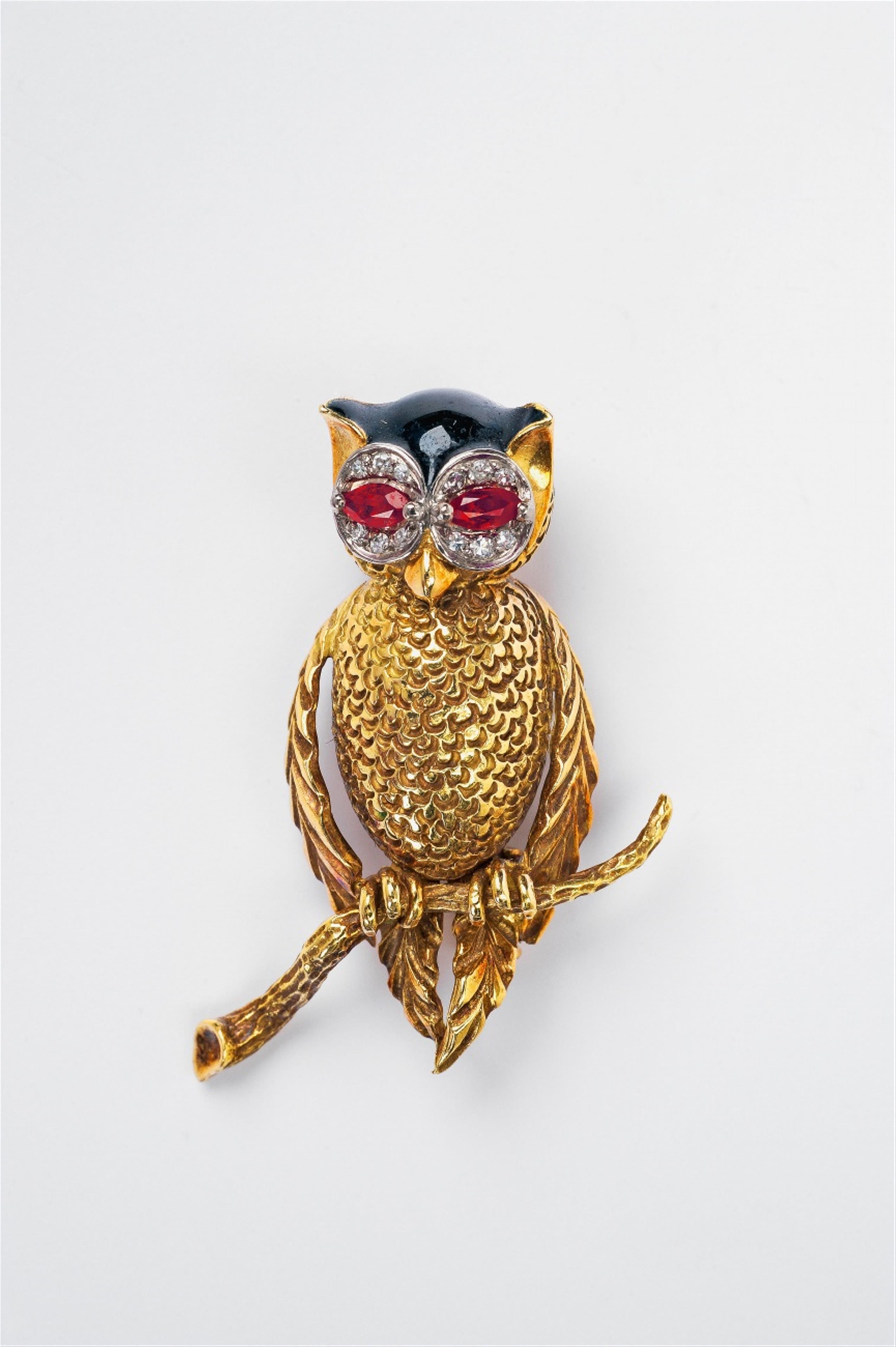 An 18k gold, enamel and ruby owl clip brooch by René Kern - image-1