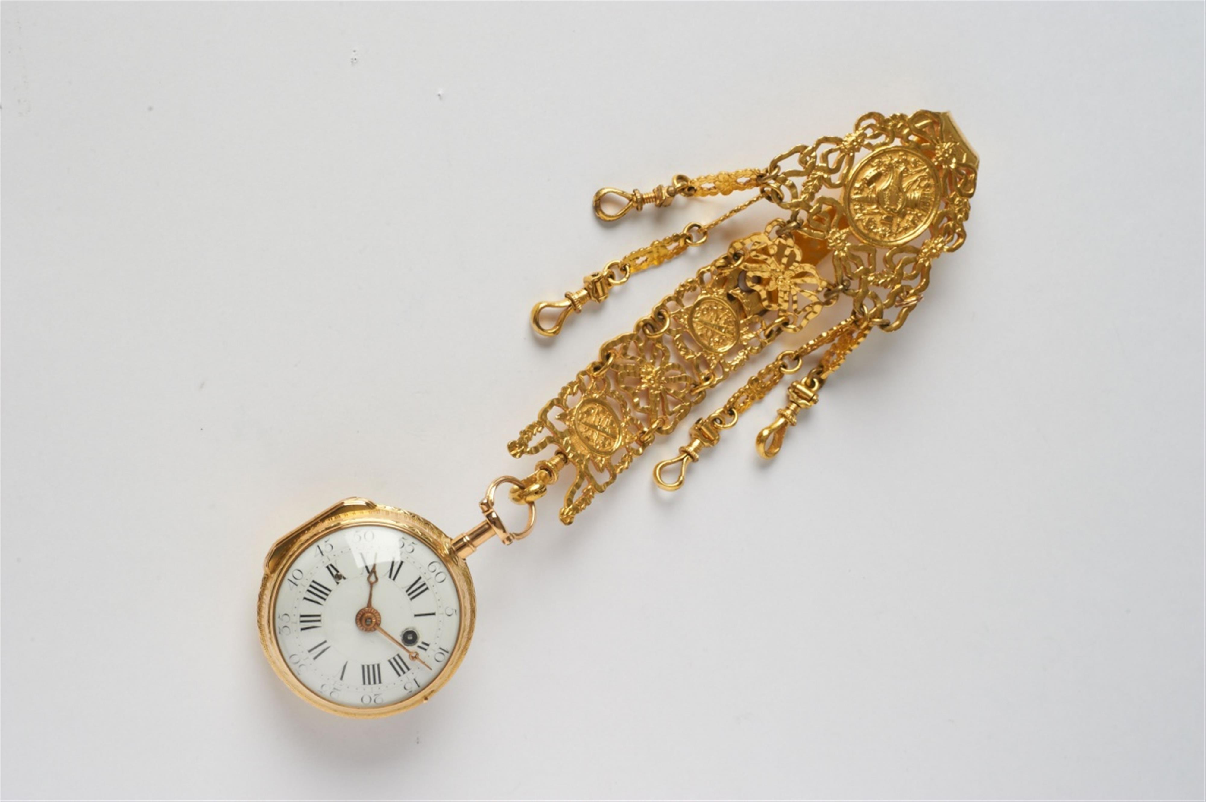 An 18k gold openface pocketwatch with cylinder escapement and repetition, attached a fire-gilt chateleine - image-1