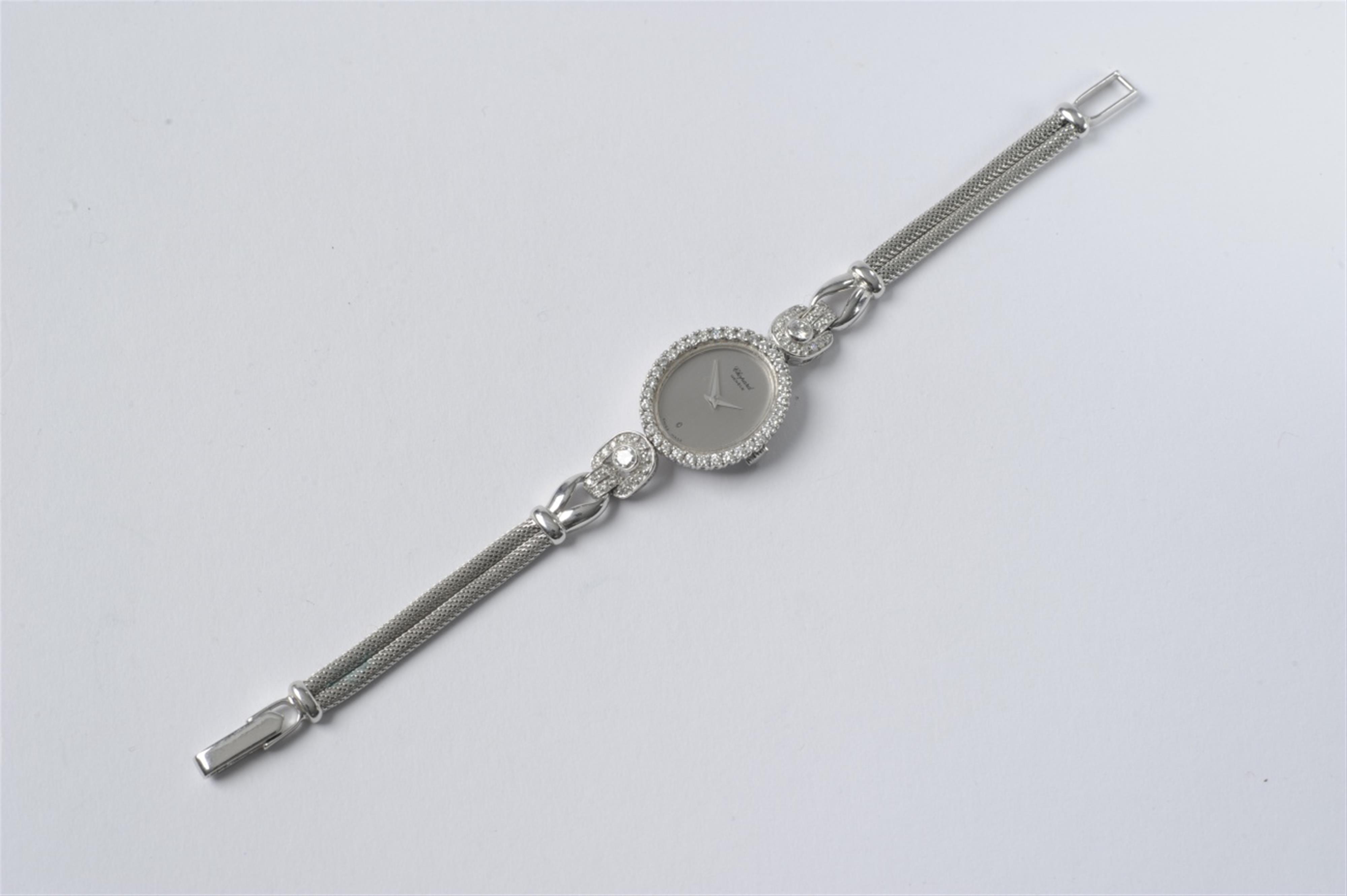 Cocktail-Armbanduhr mit Diamanten - image-2