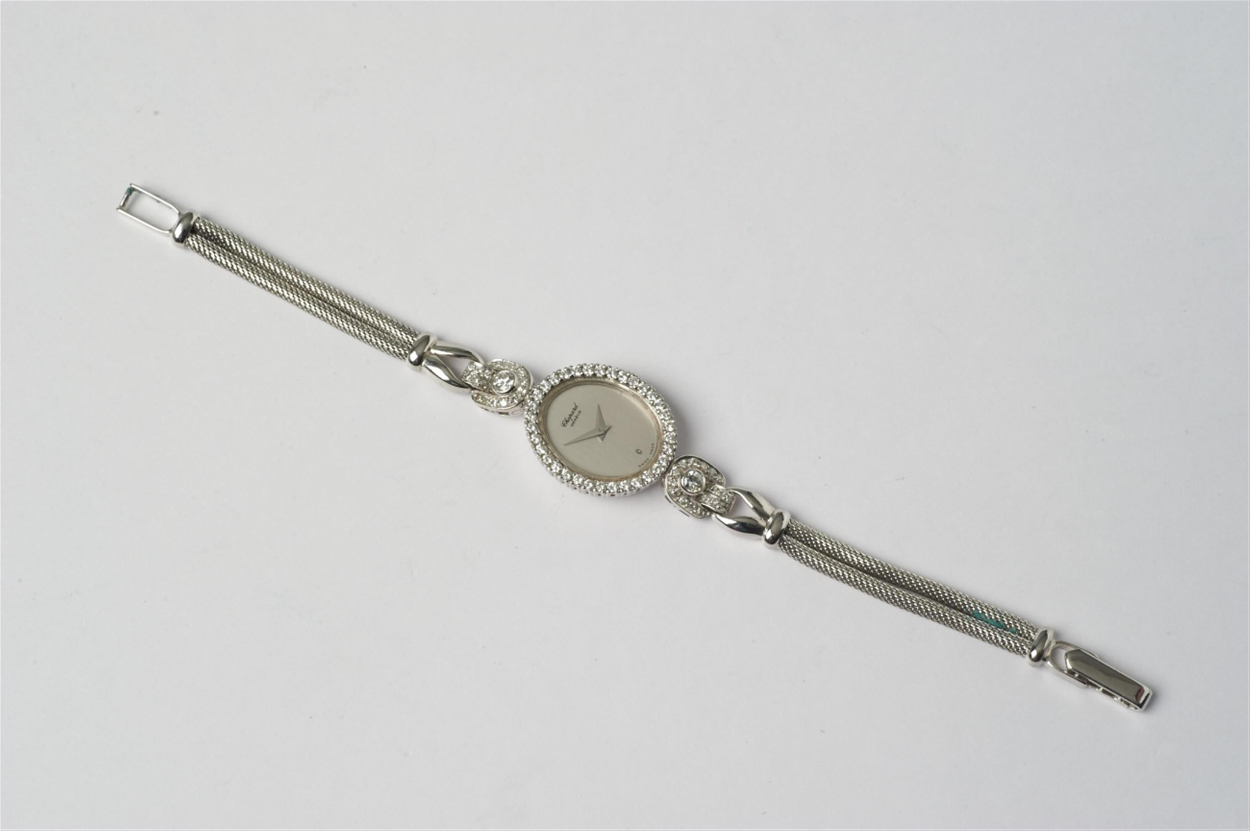 Cocktail-Armbanduhr mit Diamanten - image-1