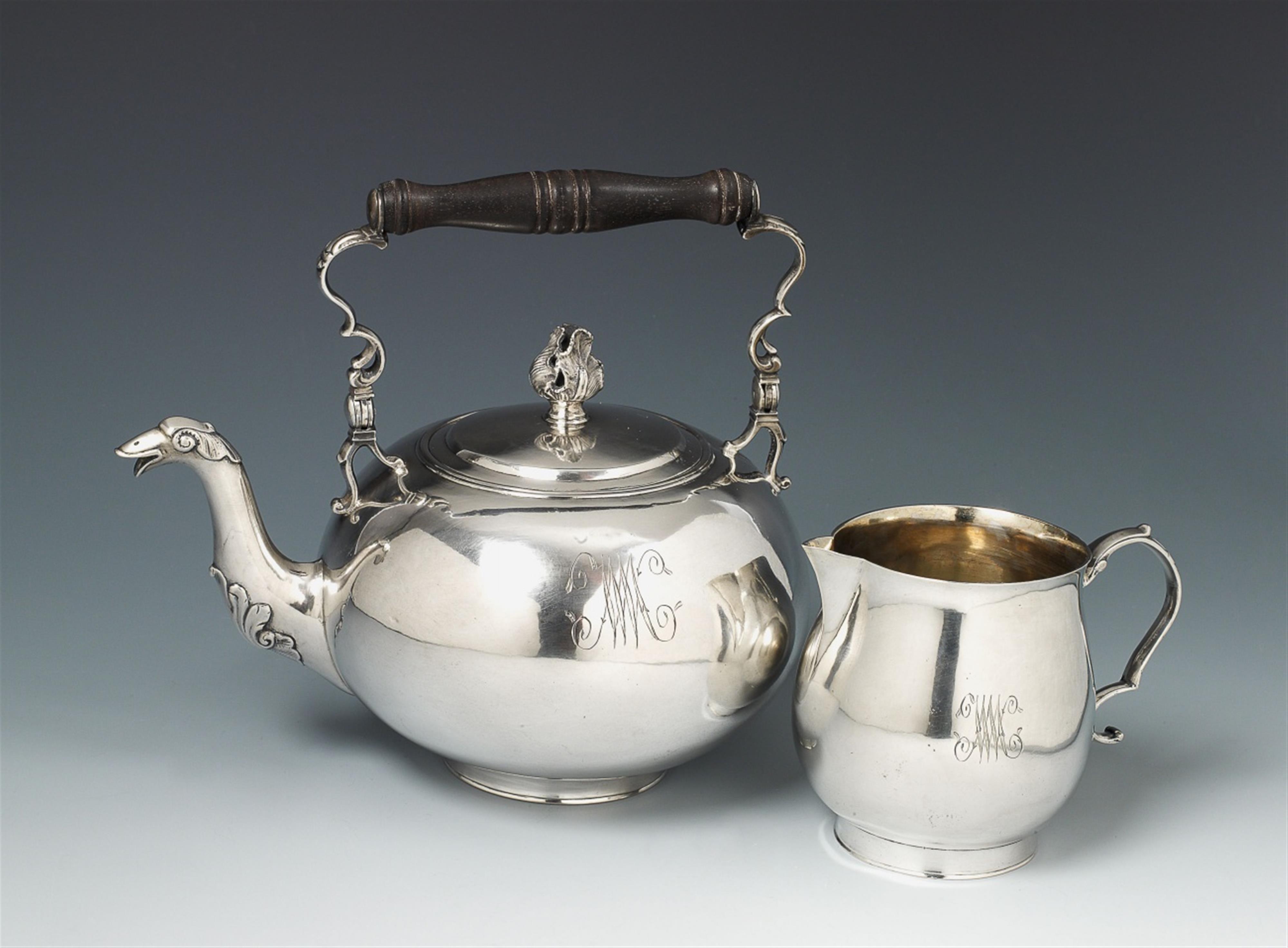 A Goldingen silver teapot and milk jug with remains of interior gilding. Monogrammed "WM". Marks of Jakob Herning, ca. 1780. - image-2