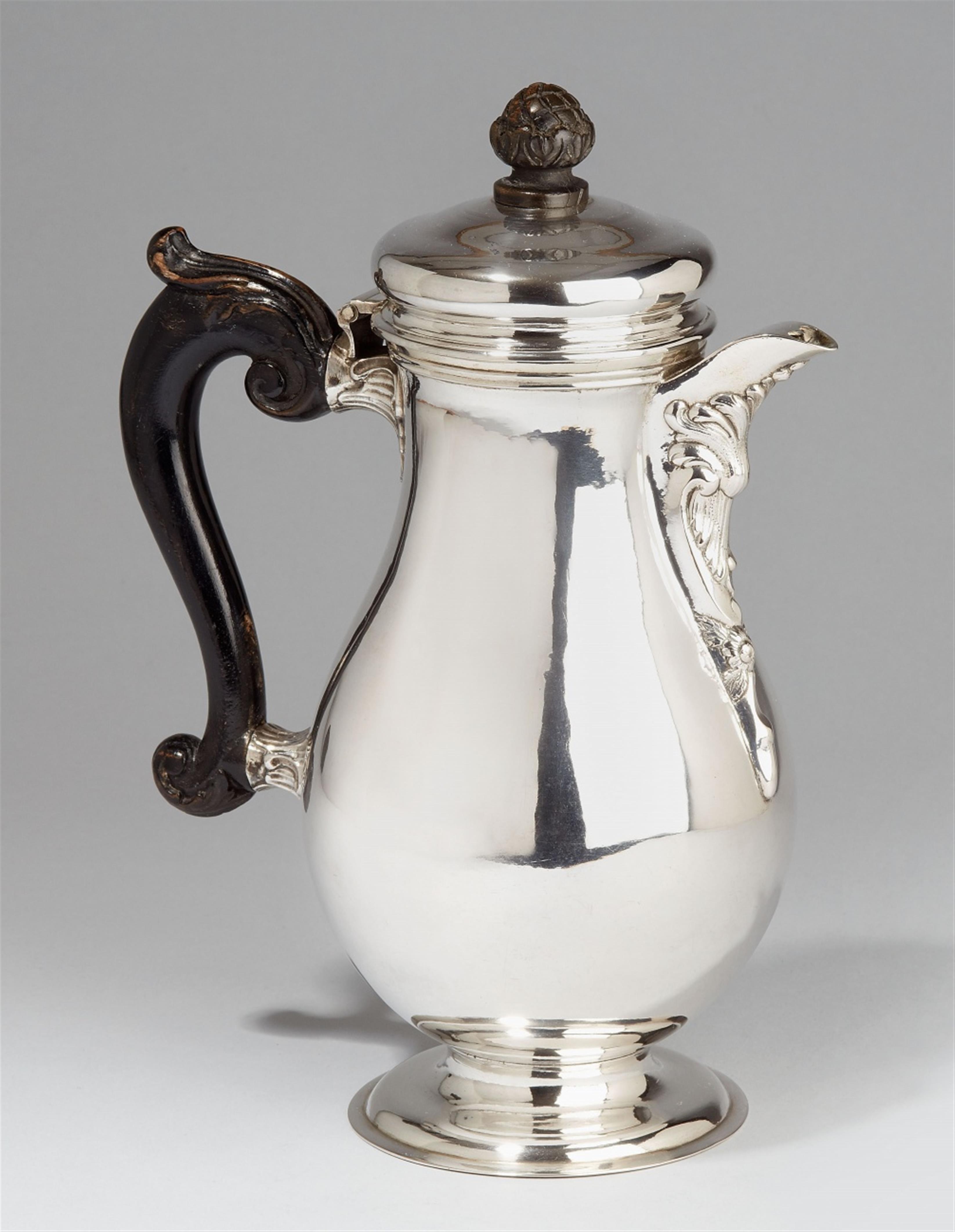 A German partially gilt silver coffee pot. Presumably Schmalkaden, marks of Johann Georg Wiß, ca. 1780. - image-1