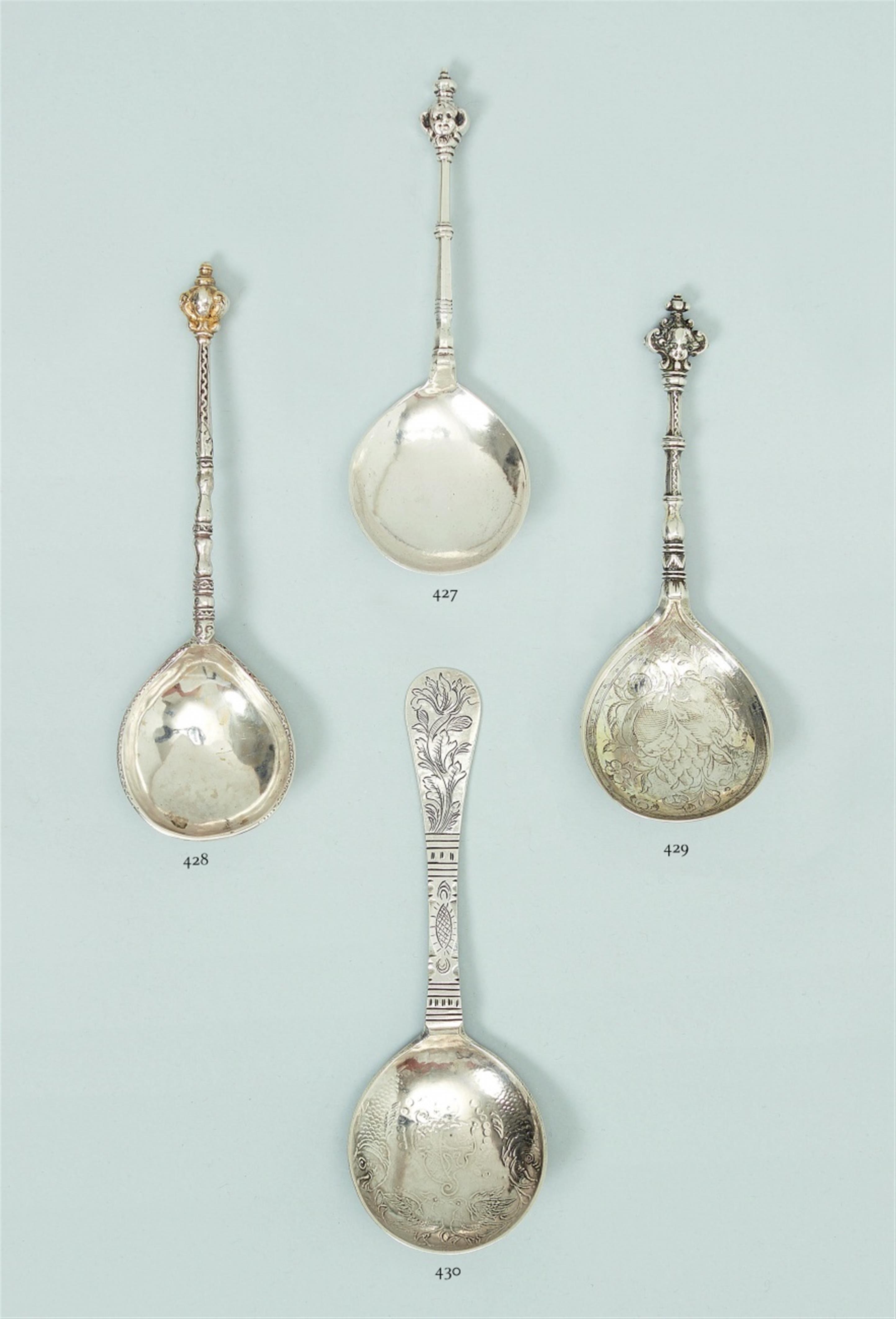 A Scandinavian silver wedding spoon. Engraved with a coat-of-arms and monogrammed "E.G.S.". Unmarked, Schleswig Holstein or Scandinavia, ca. 1770. - image-1