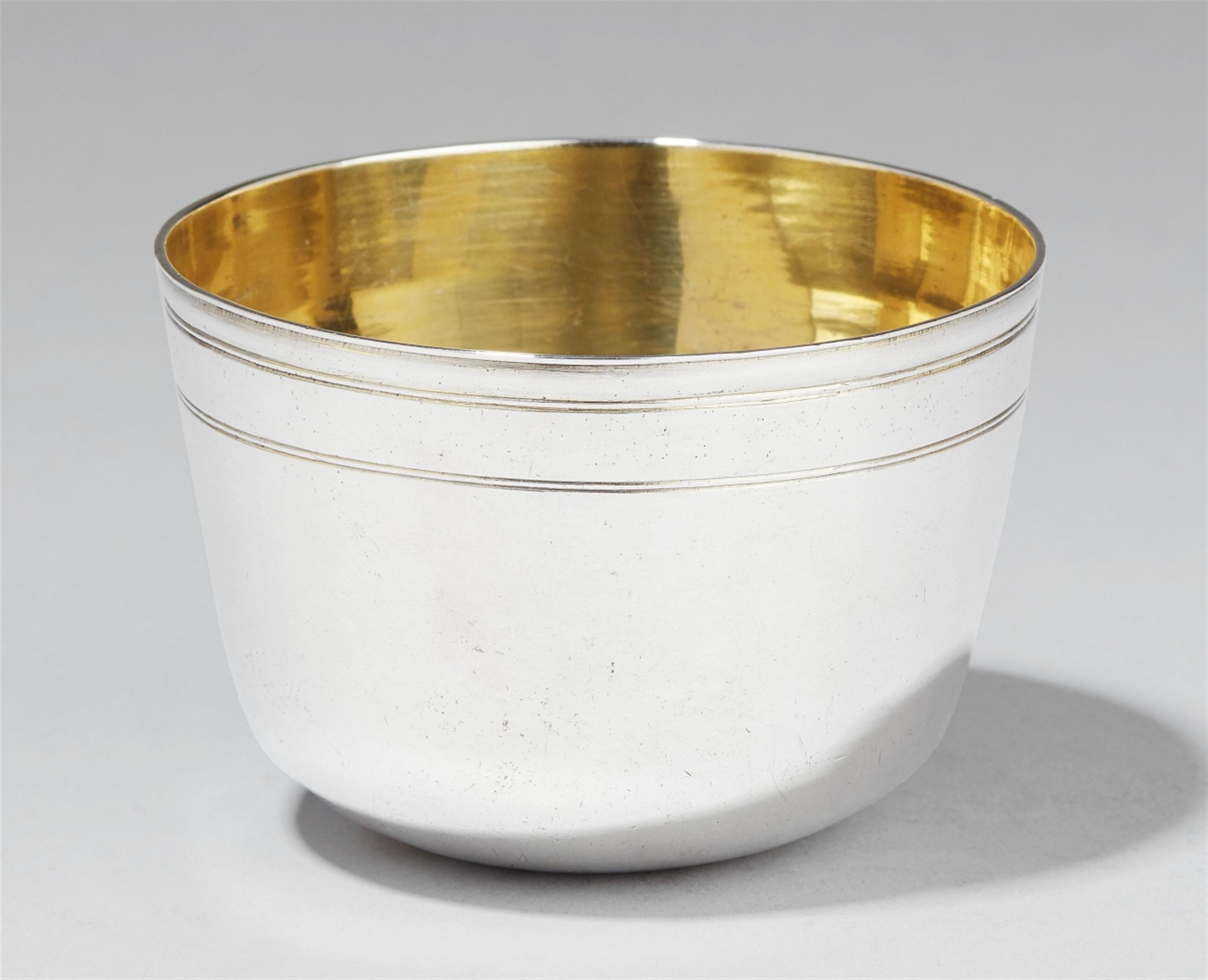 A Vienna interior gilt silver tumbler. Marks of Johann Martin Lobmayr, 1733. - image-1