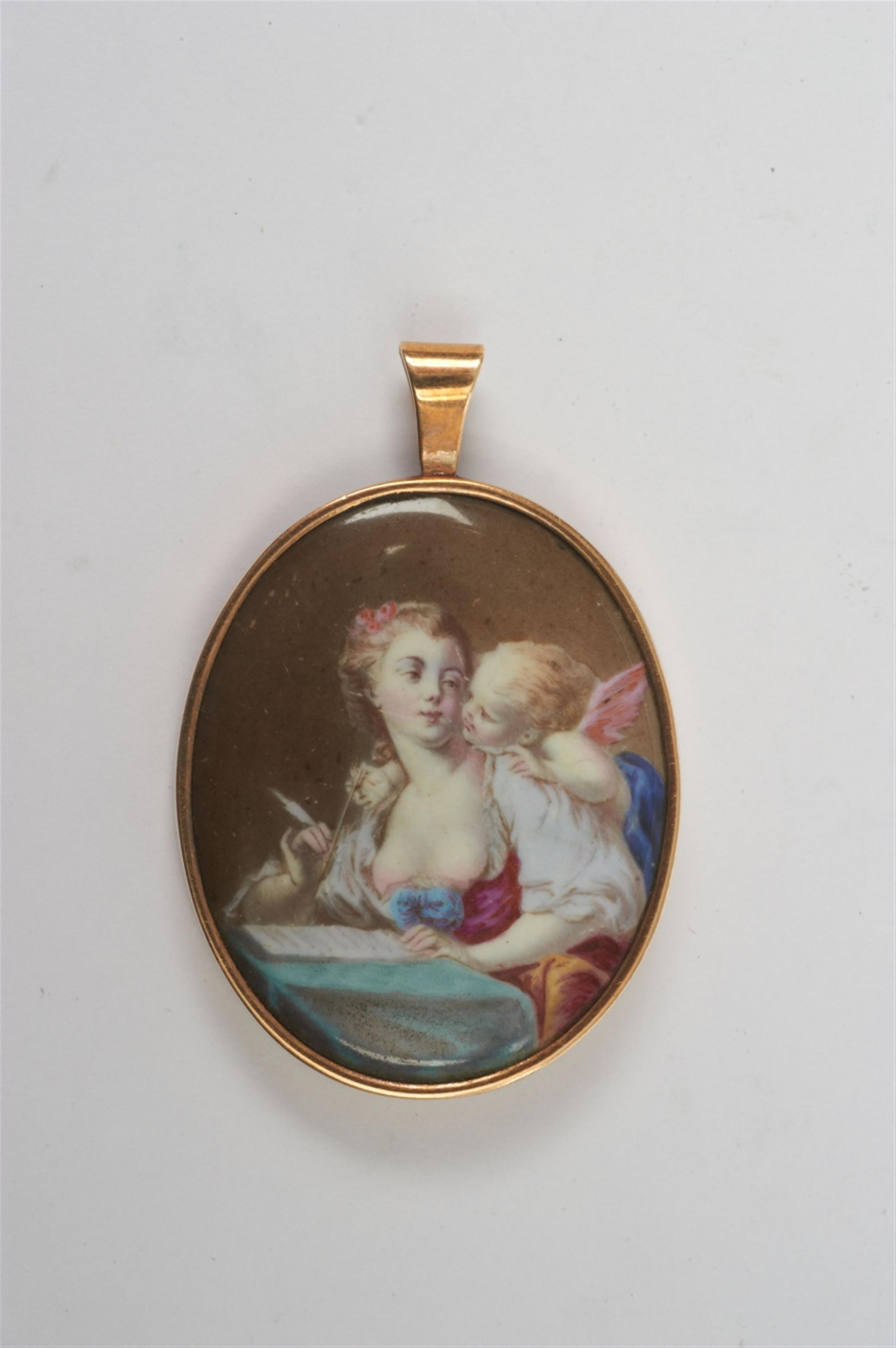 A 14k red gold medallion pendant with a painted enamel miniature - image-1