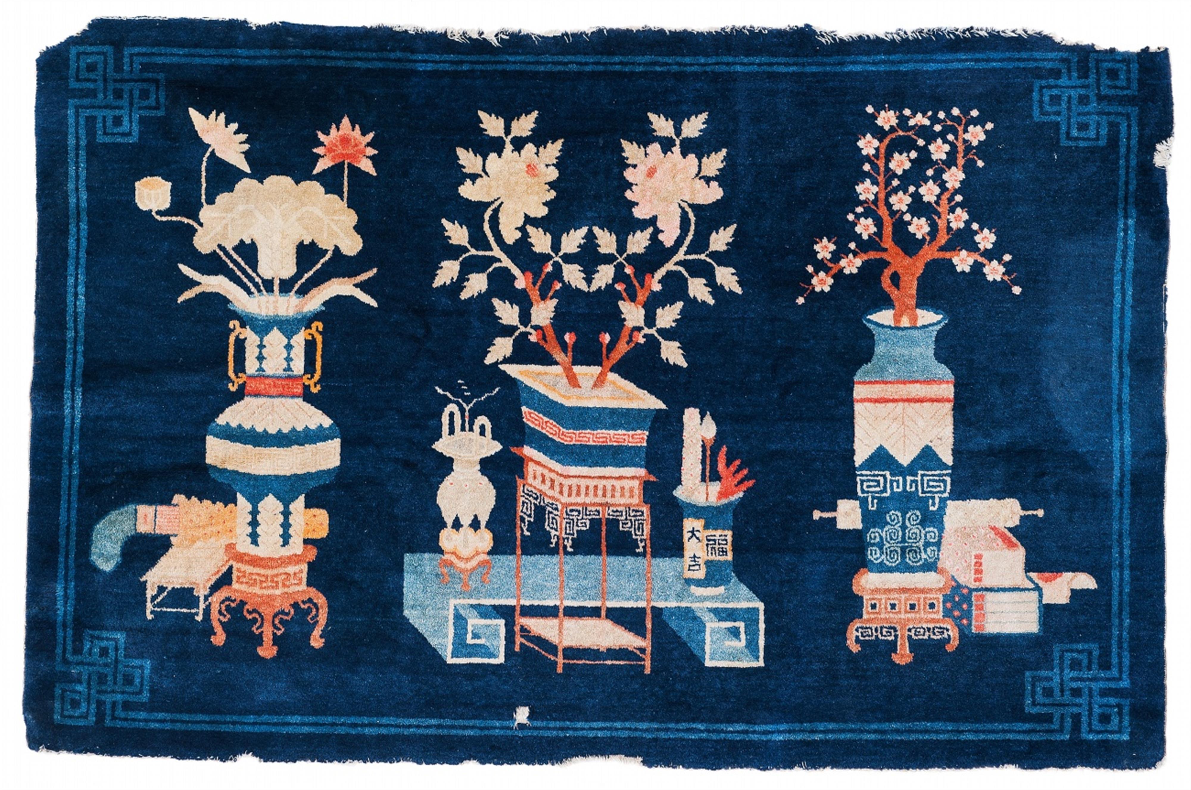 A blue-ground woolen Baotou rug. Early 20th century - image-1